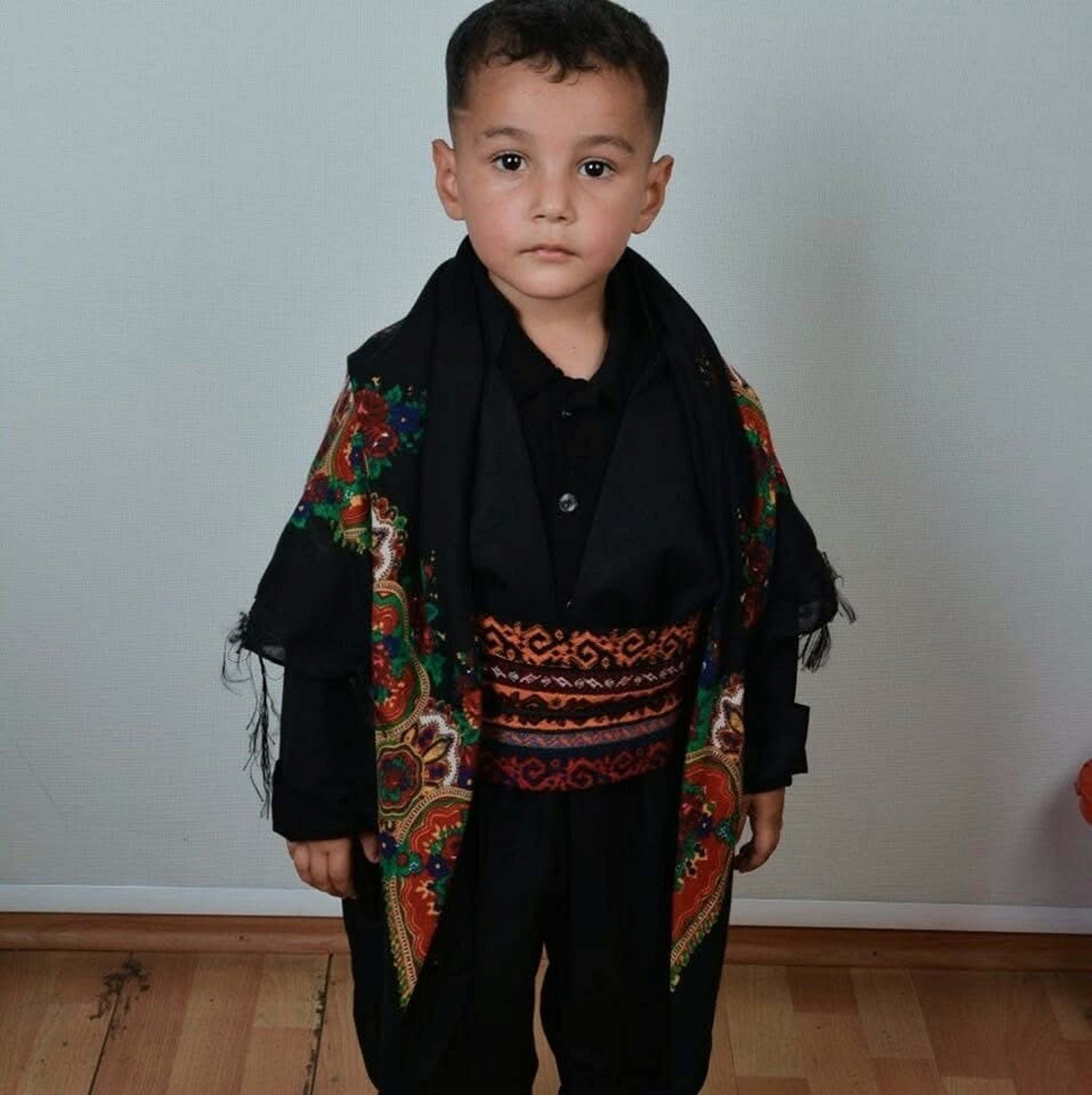 E N E S A K R A B A S I N I N M A N E V R A Y A P T I G I K A M Y O N 738560 218073