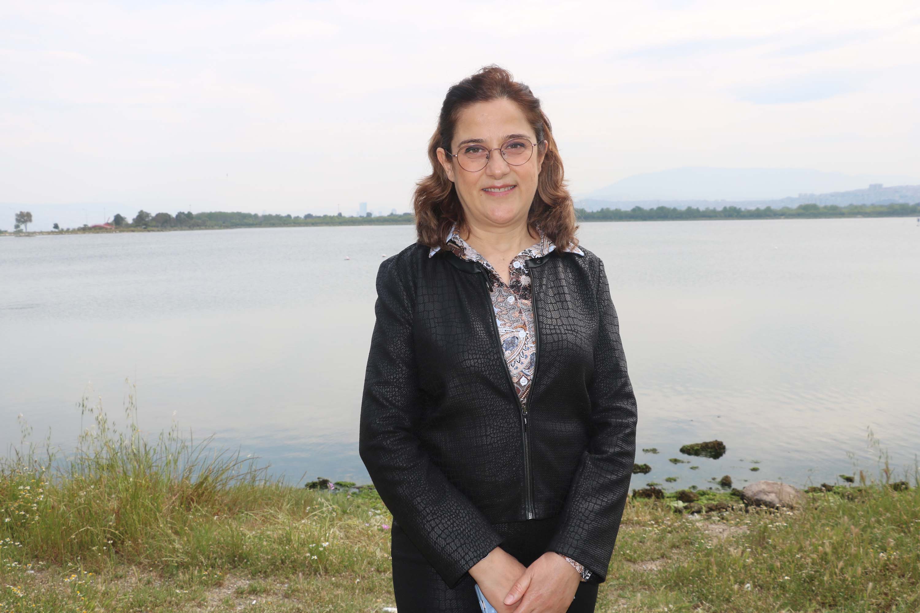 I Z M I R K O R F E Z I I C I N U M U T L A N D I R A N O L C U M V 688015 203864