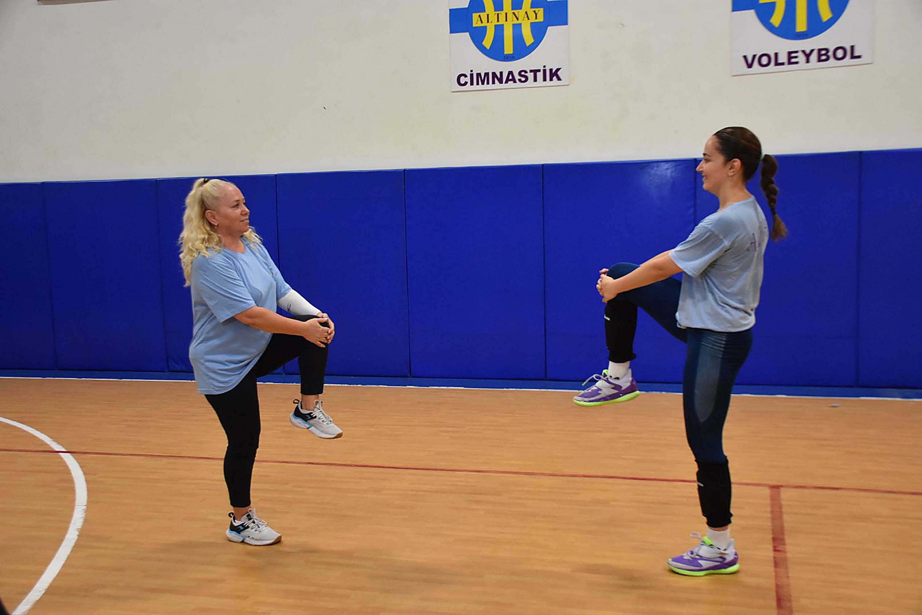 A N N E K I Z A Y N I H A Y A L I N P E S I N D E S A H A L A R D A 823912 244125