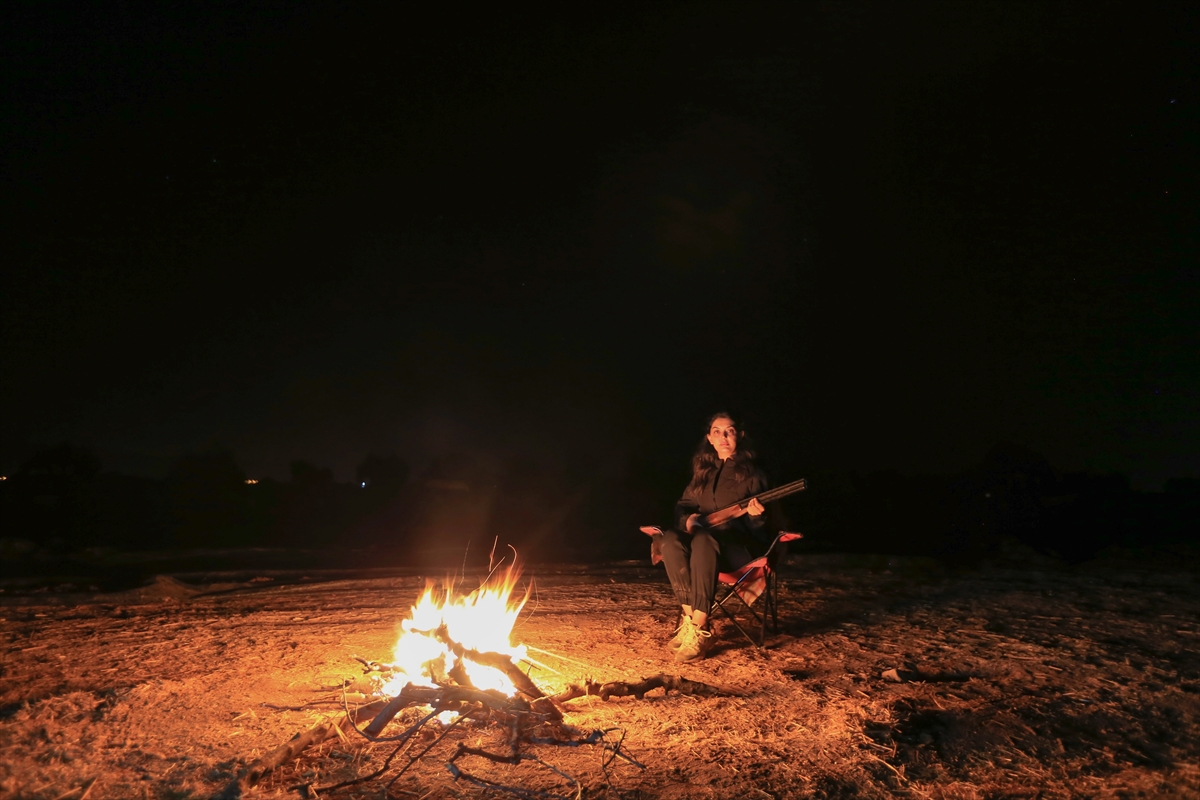 Manisalı çiftçiler kuru üzüm nöbetinde!