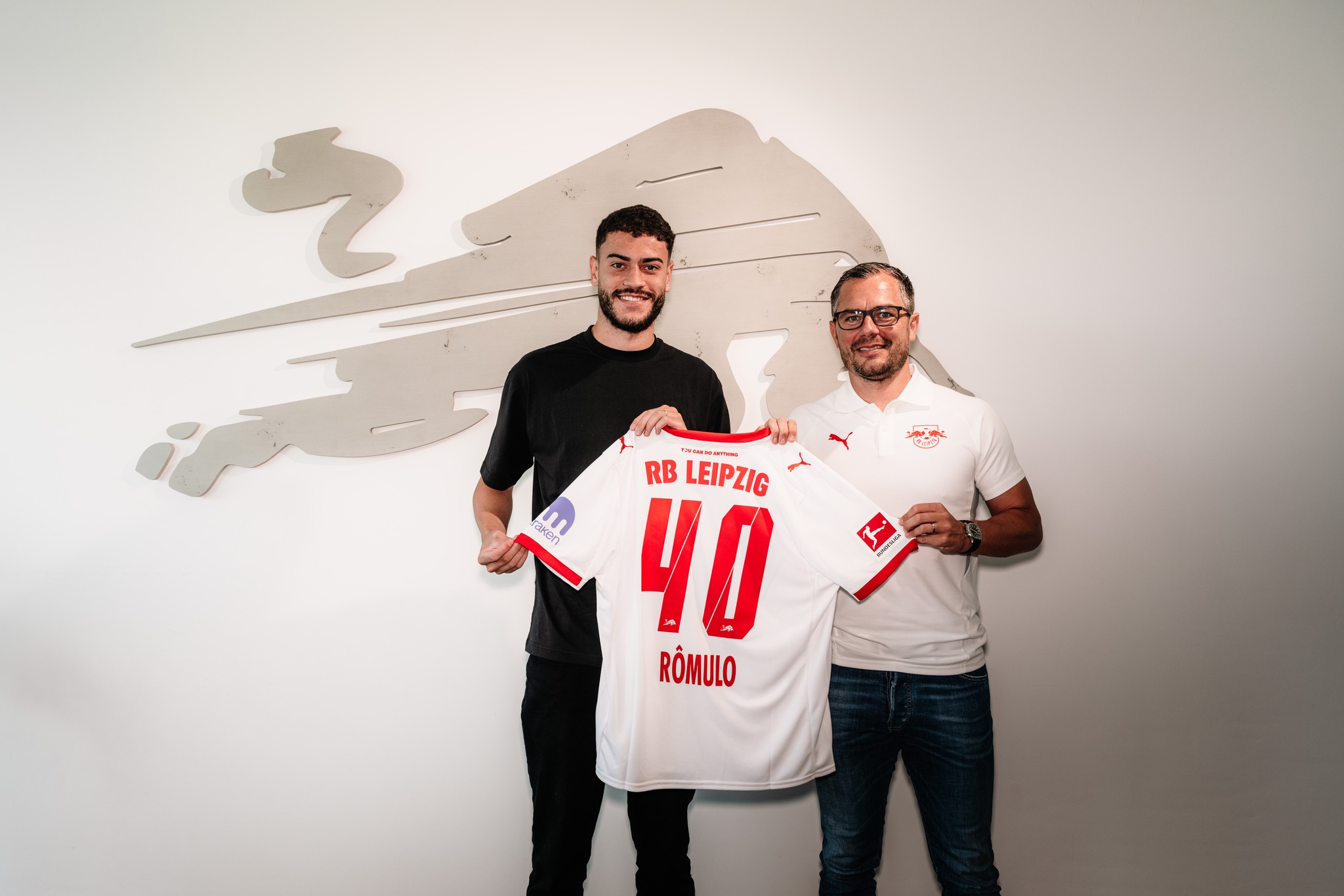 G O Z T E P E D E N R O M U L O Y A V E D A 865601 257089