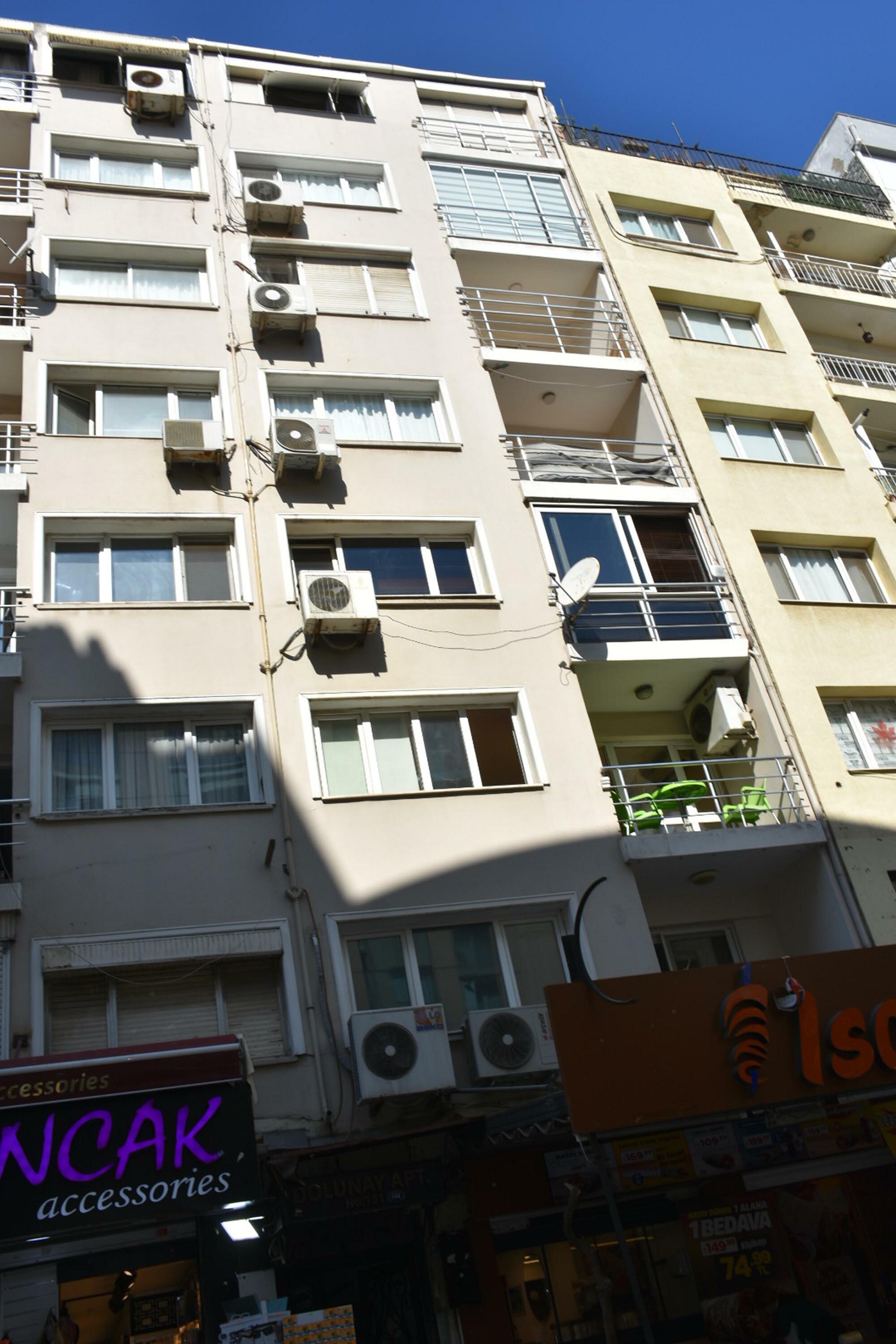 K A Y I P O L A R A K A R A N I R K E N O T U R D U G U B I N A N I N 886714 263502