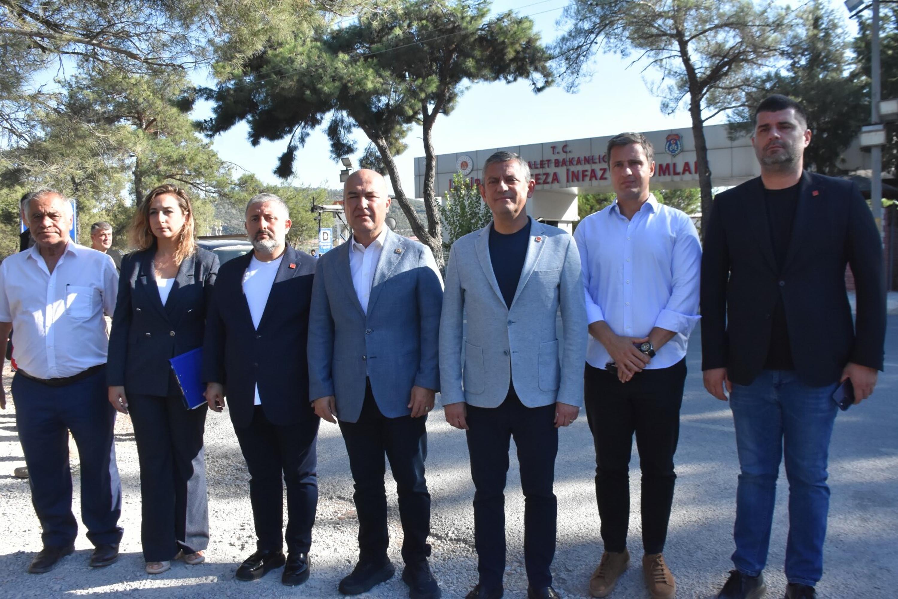 O Z G U R O Z E L C A L I K I N S I Y A S I K A R A R L A I C E R 881424 261824