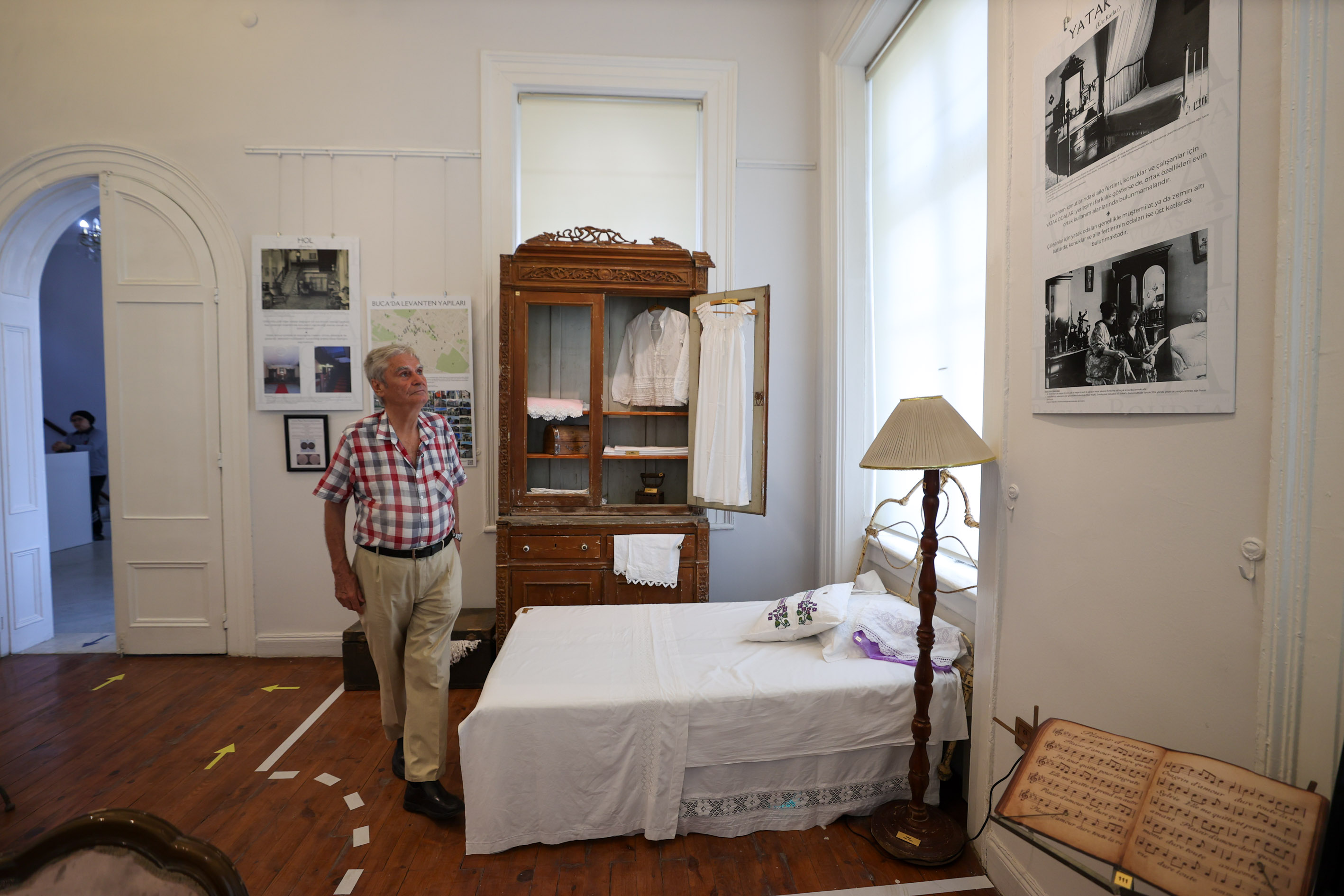 Tayfur Göçmenoğlu’ndan Kent Belleği Sergisi’ne Tam Not (8)