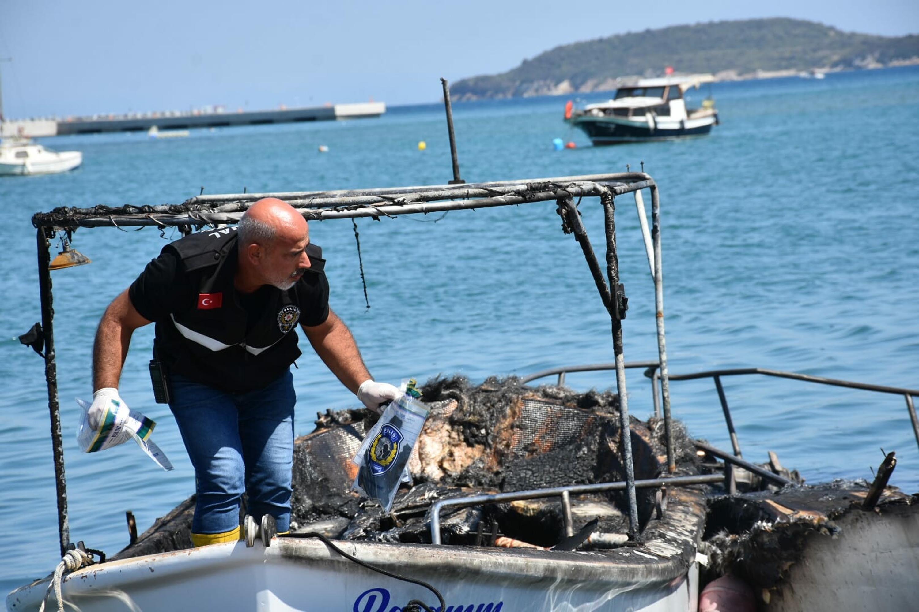 U R L A D A A L E V L E R E T E S L I M O L A N 5 T E K N E D E N 887160 263641