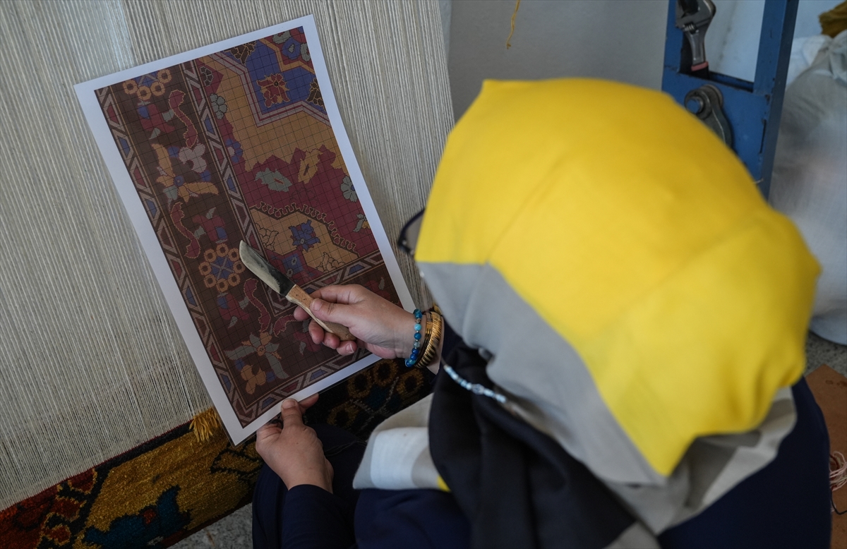 A A 20250921 39180483 39180468 H O L L A N D A L I R E S S A M I N T A B L O S U N D A K I B E R G A M A H A L I S I D O G D U G U T O P R A K L A R D A Y E N I D E N D O K U N U Y O R