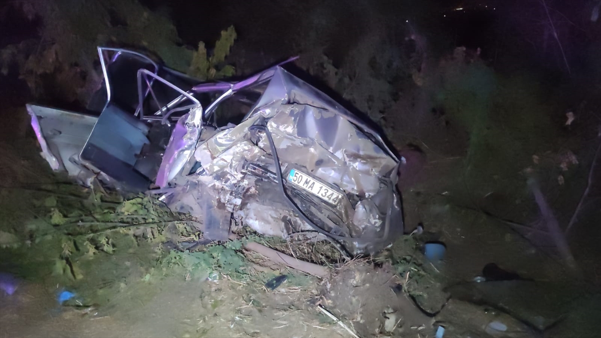 A A 20250922 39188732 39188730 I Z M I R D E K A M Y O N E T I L E O T O M O B I L I N C A R P I S T I G I K A Z A D A 1 K I S I O L D U 8 K I S I Y A R A L A N D I