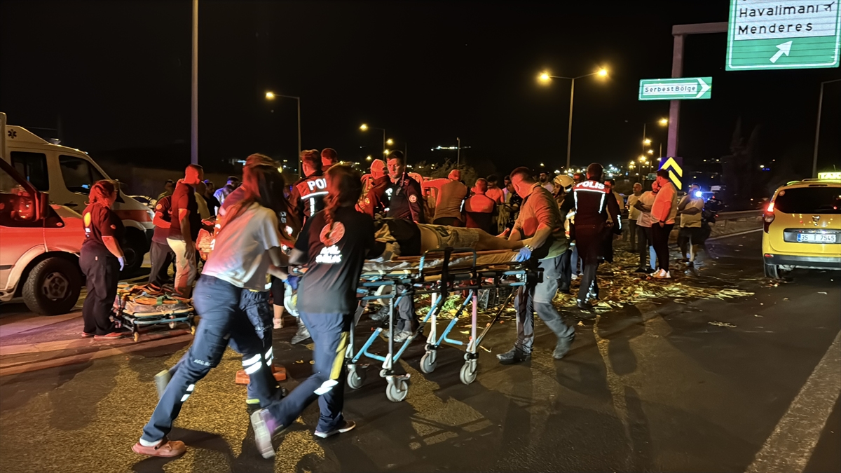 A A 20250925 39228236 39228232 I Z M I R D E O T O Y O L D A B A R I Y E R L E R E C A R P A N K A M Y O N E T T E S I K I S A N 3 K I S I K U R T A R I L D I