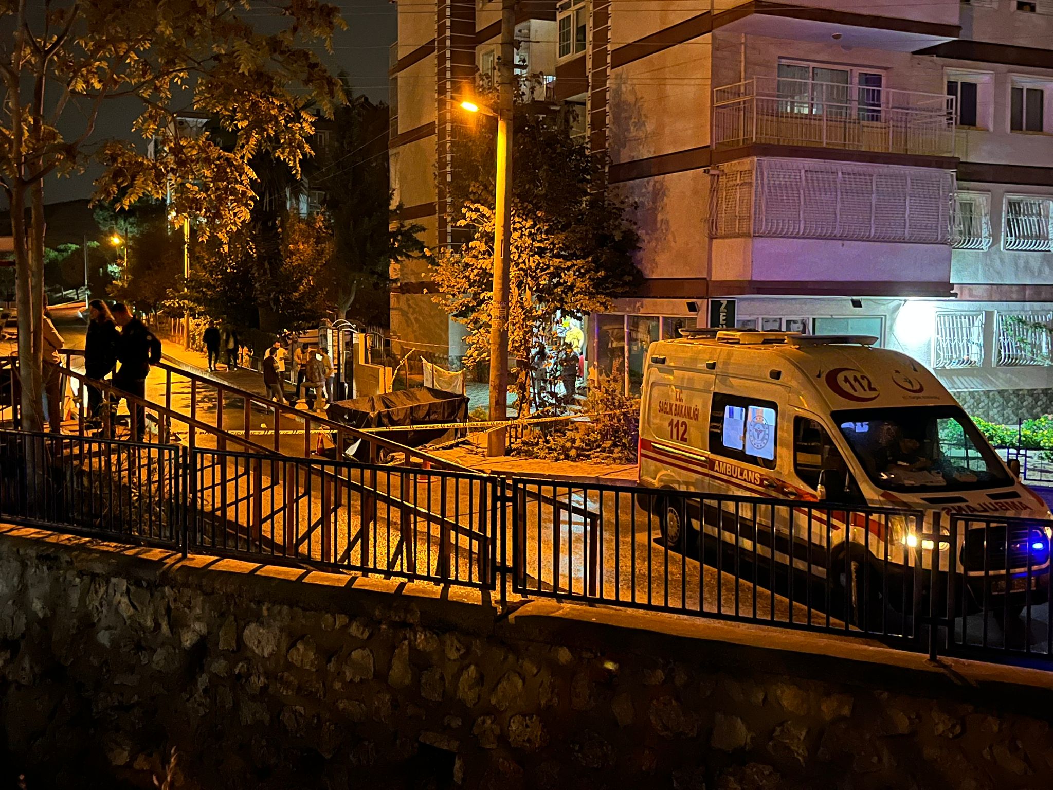 I Z M I R’ D E I K I G R U P A R A S I N D A B I C A K L I K A V G A 937308 278322