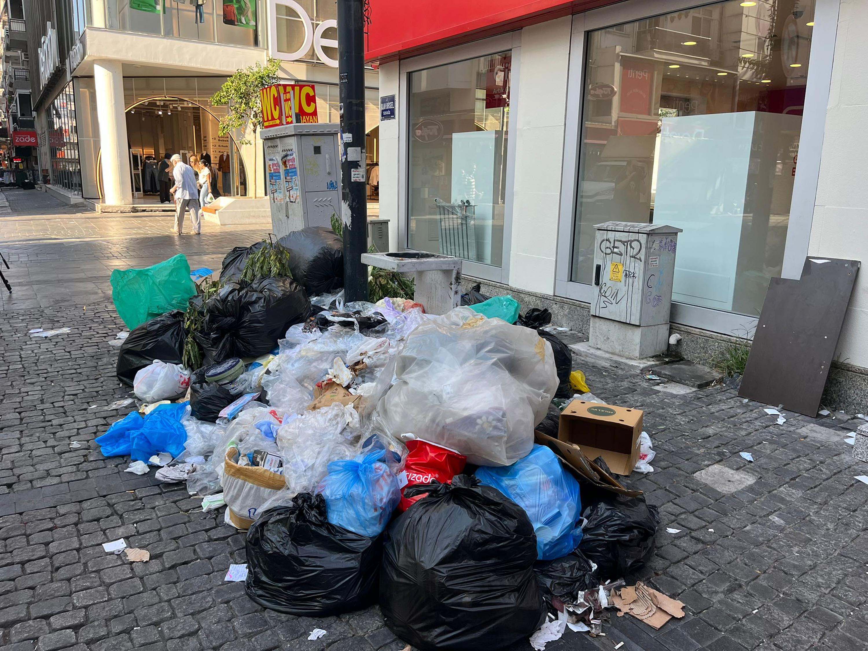 K A R S I Y A K A D A I S C I L E R Y E N I D E N E Y L E M E B A S L 929652 276121