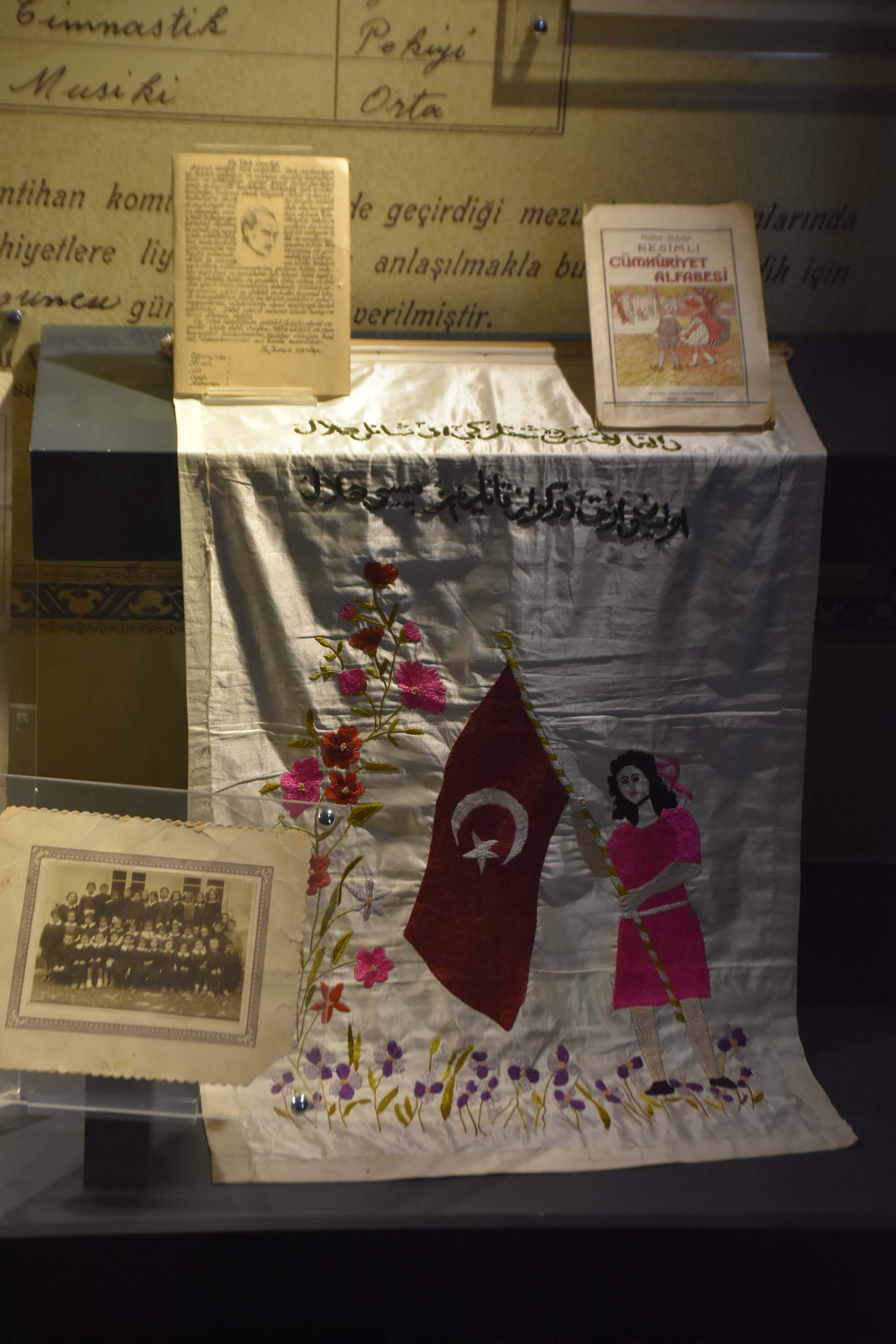 K U R T U L U S M U C A D E L E S I N I N S E M B O L L E R I I Z M I R 898247 266898