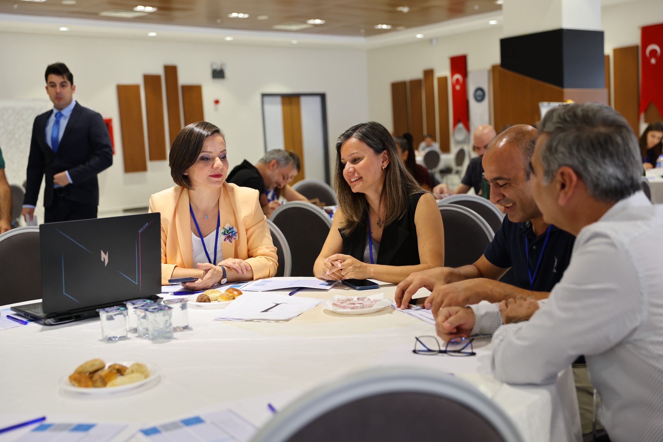 Karabağlar Belediyesi Kentsel Dönüşüm Çalıştayı (7)