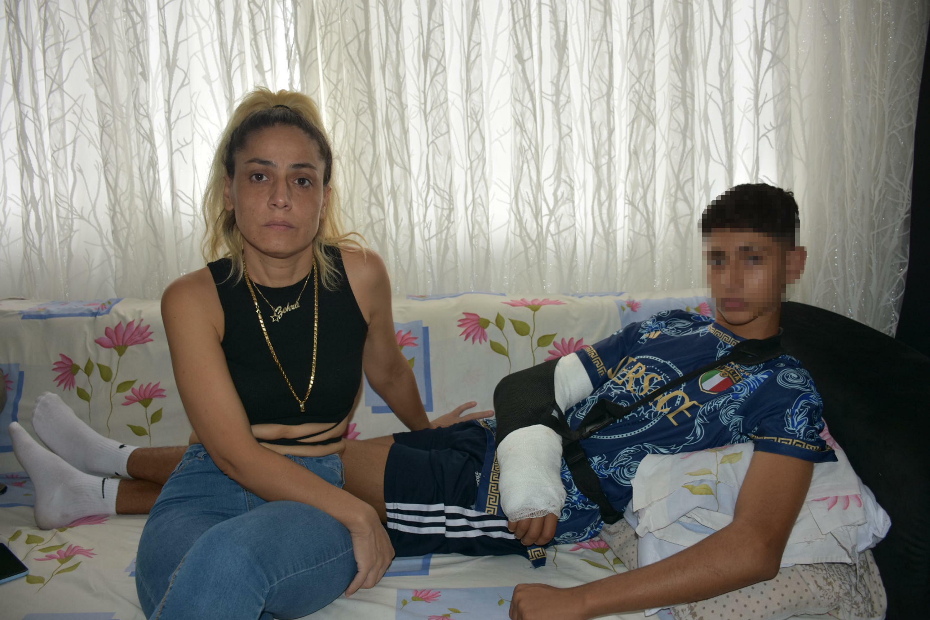 S A K A I C I N P E N C E R E D E N S A R K I T I L D I G I B E L I 917963 272791