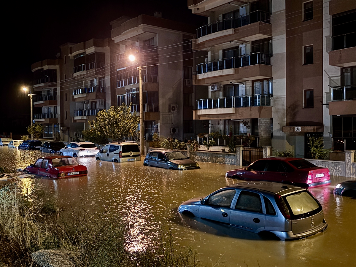 A A 20251028 39539786 39539781 I Z M I R I N B E R G A M A I L C E S I N D E S A G A N A K H A Y A T I O L U M S U Z E T K I L E D I