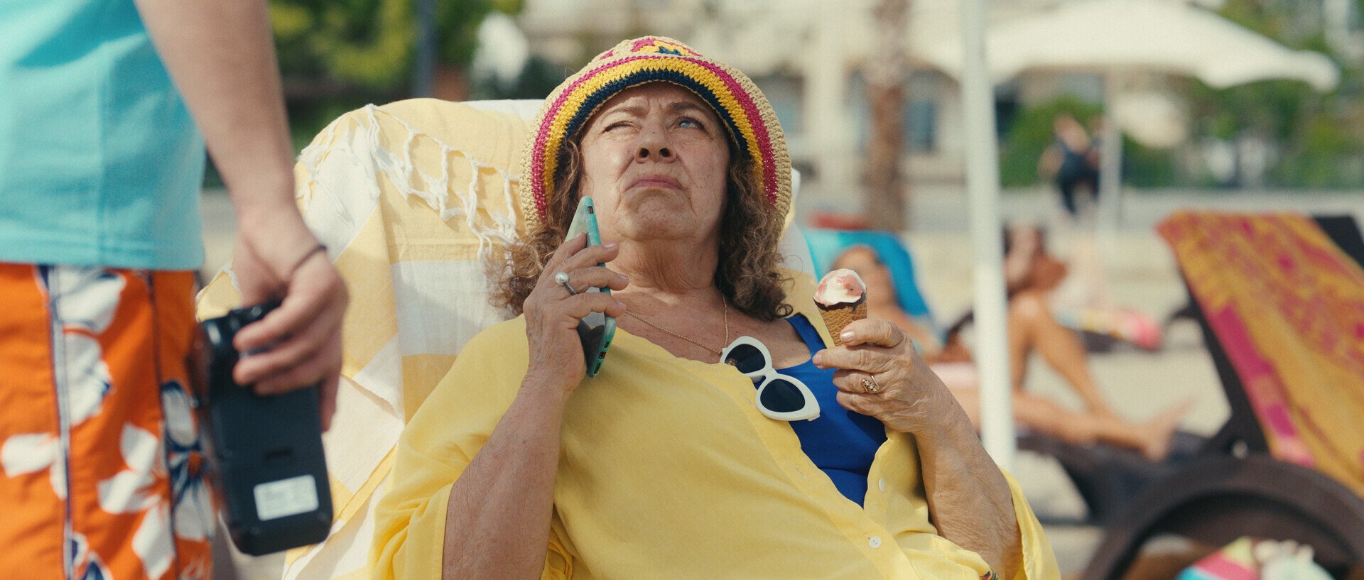 Alis, Yönetmen Beril Tan