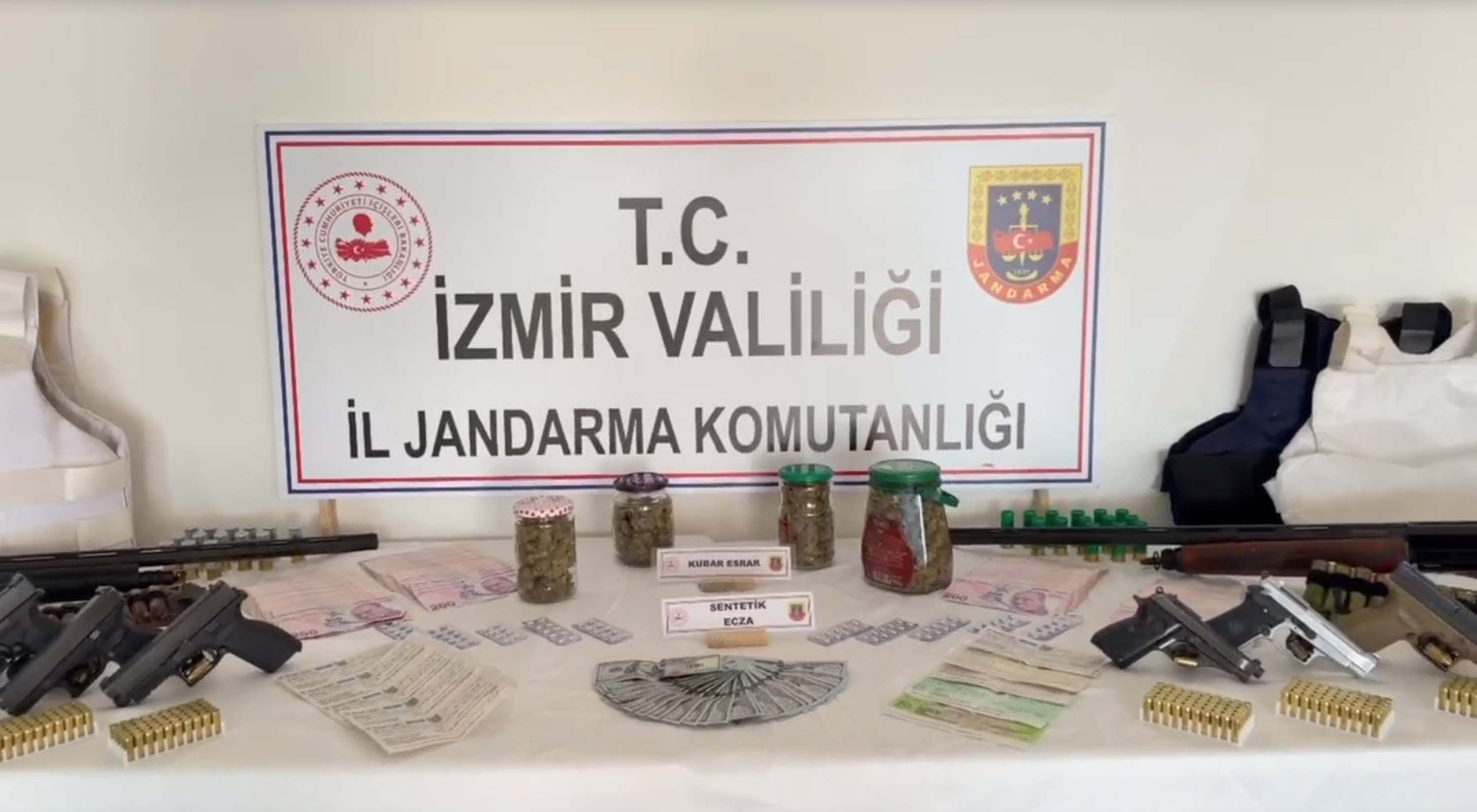 I Z M I R D E S U C O R G U T U O P E R A S Y O N U N D A G O Z A L T 1003480 297740