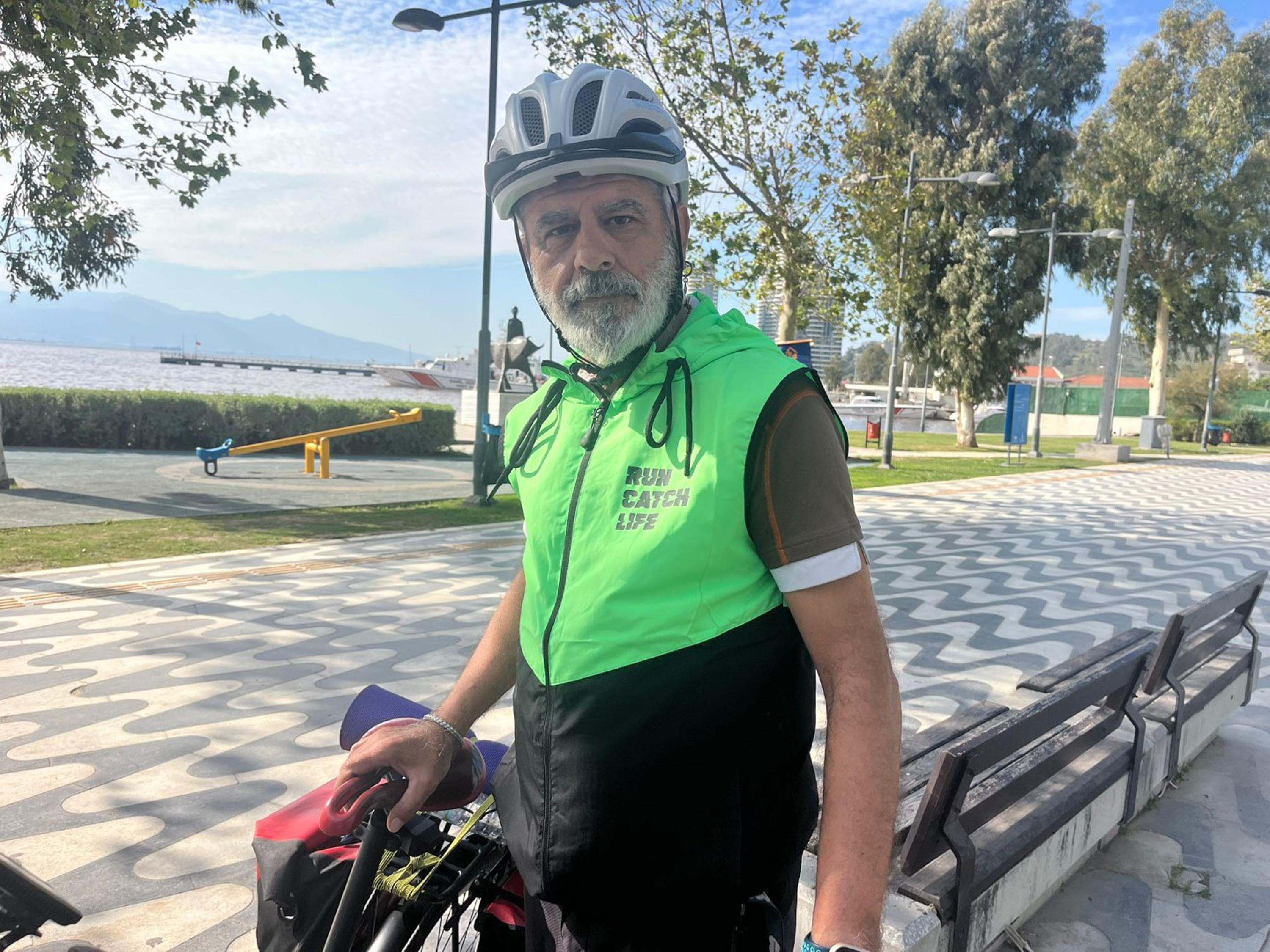 I Z M I R K O R F E Z I N D E K O T U K O K U S U R U Y O R D E N 1008809 299243