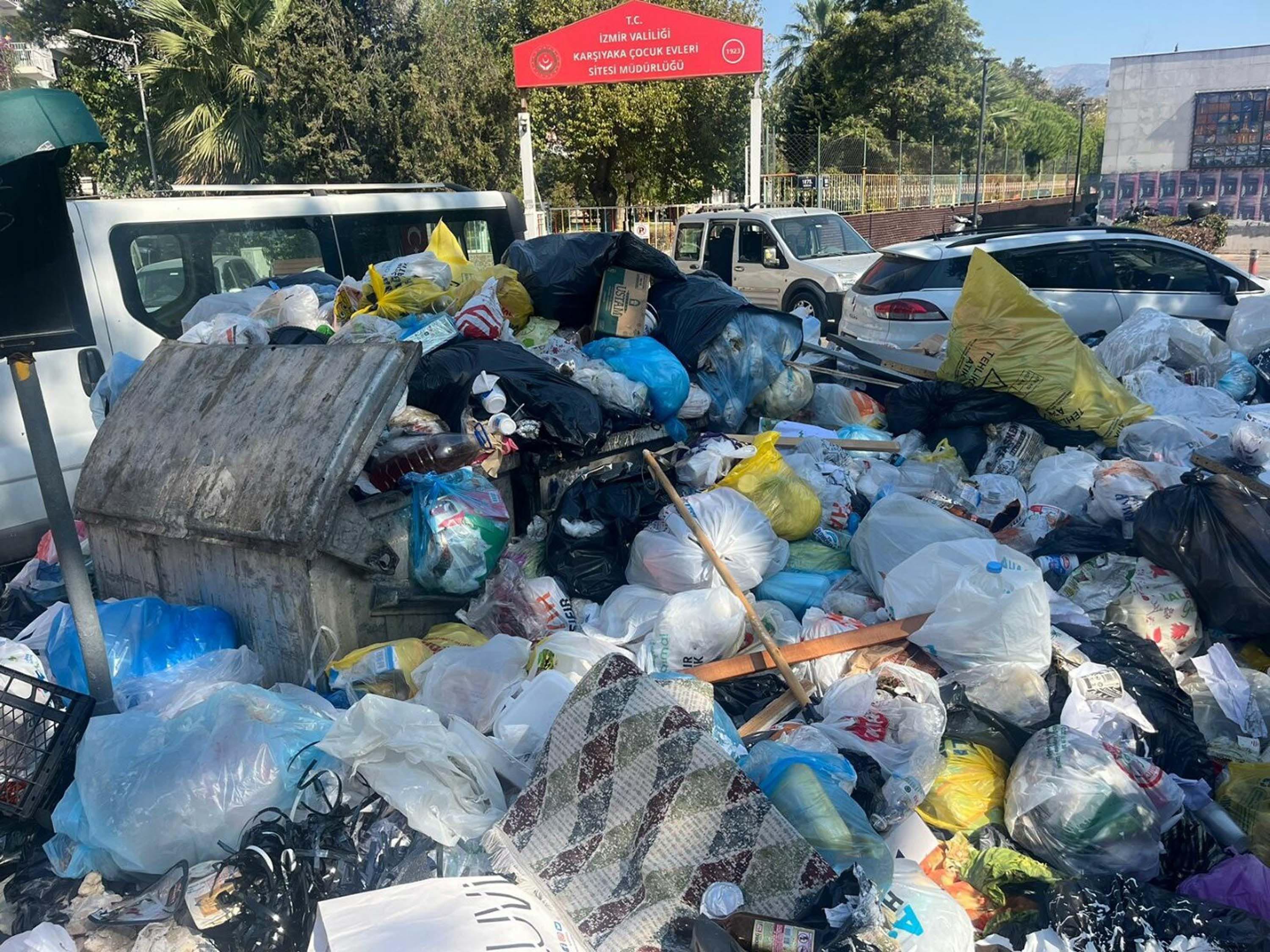 K A R A S I N E K P O P U L A S Y O N U N D A S I C A K L I K V E 1023745 303777