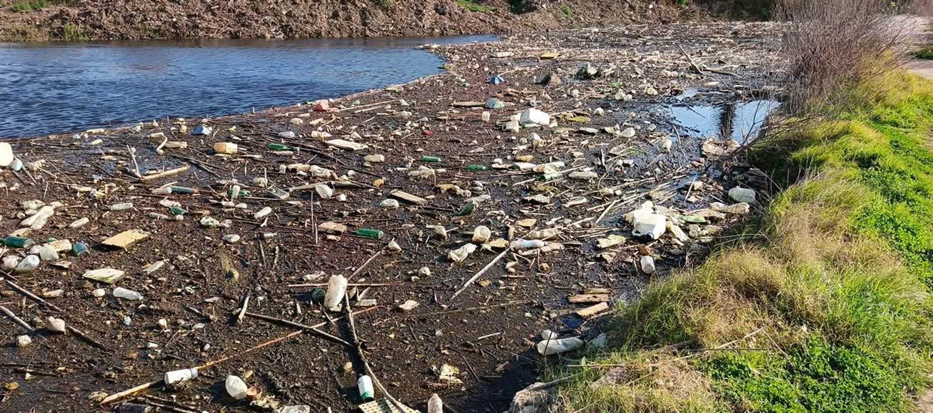 B U Y U K M E N D E R E S N E H R I K I R L I L I K N E D E N I Y L E 1084628 321917