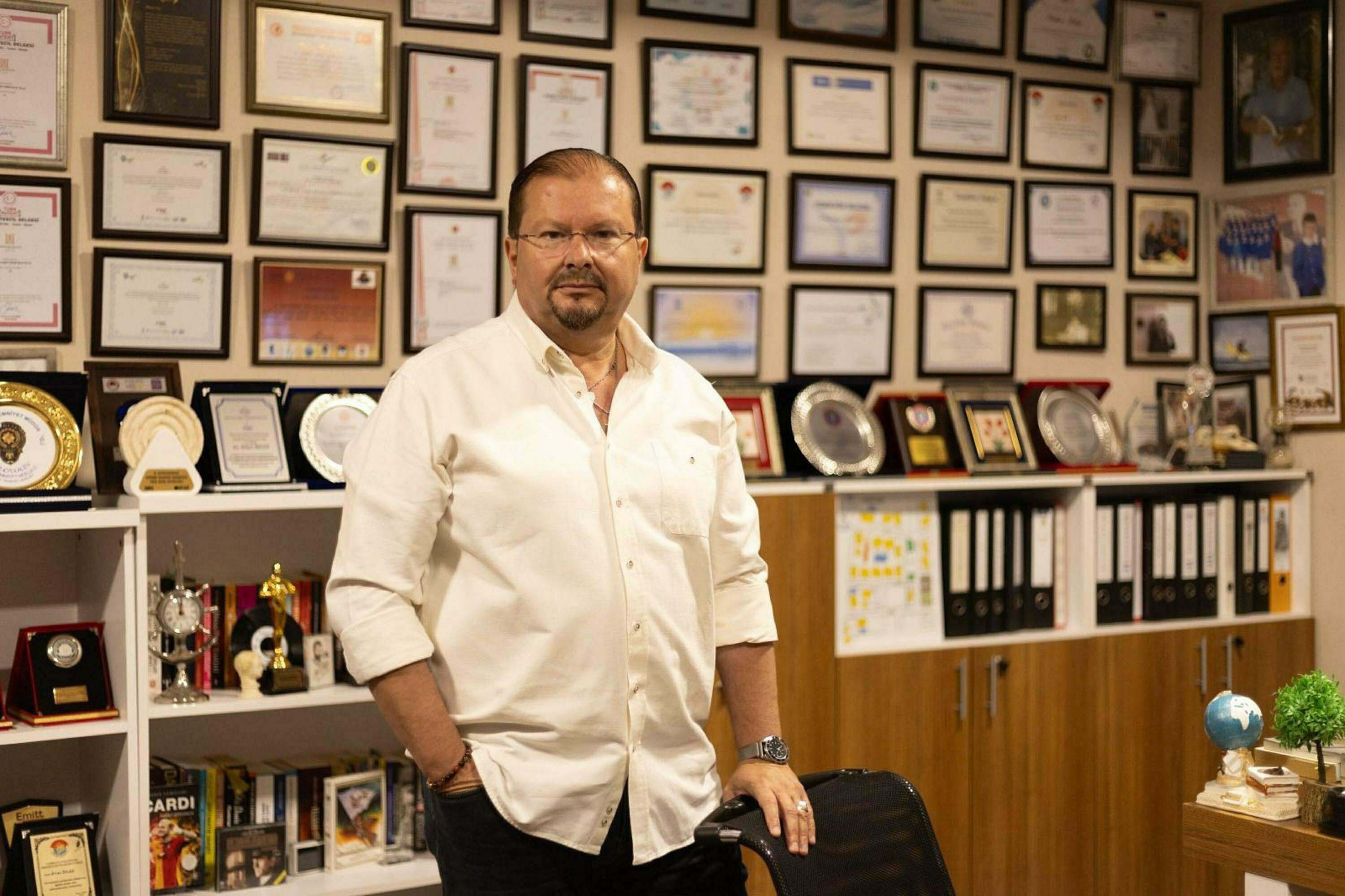 C E S M E D E Y I L B A S I N D A Y U Z D E 90 O R A N I N D A D O 1068559 317070