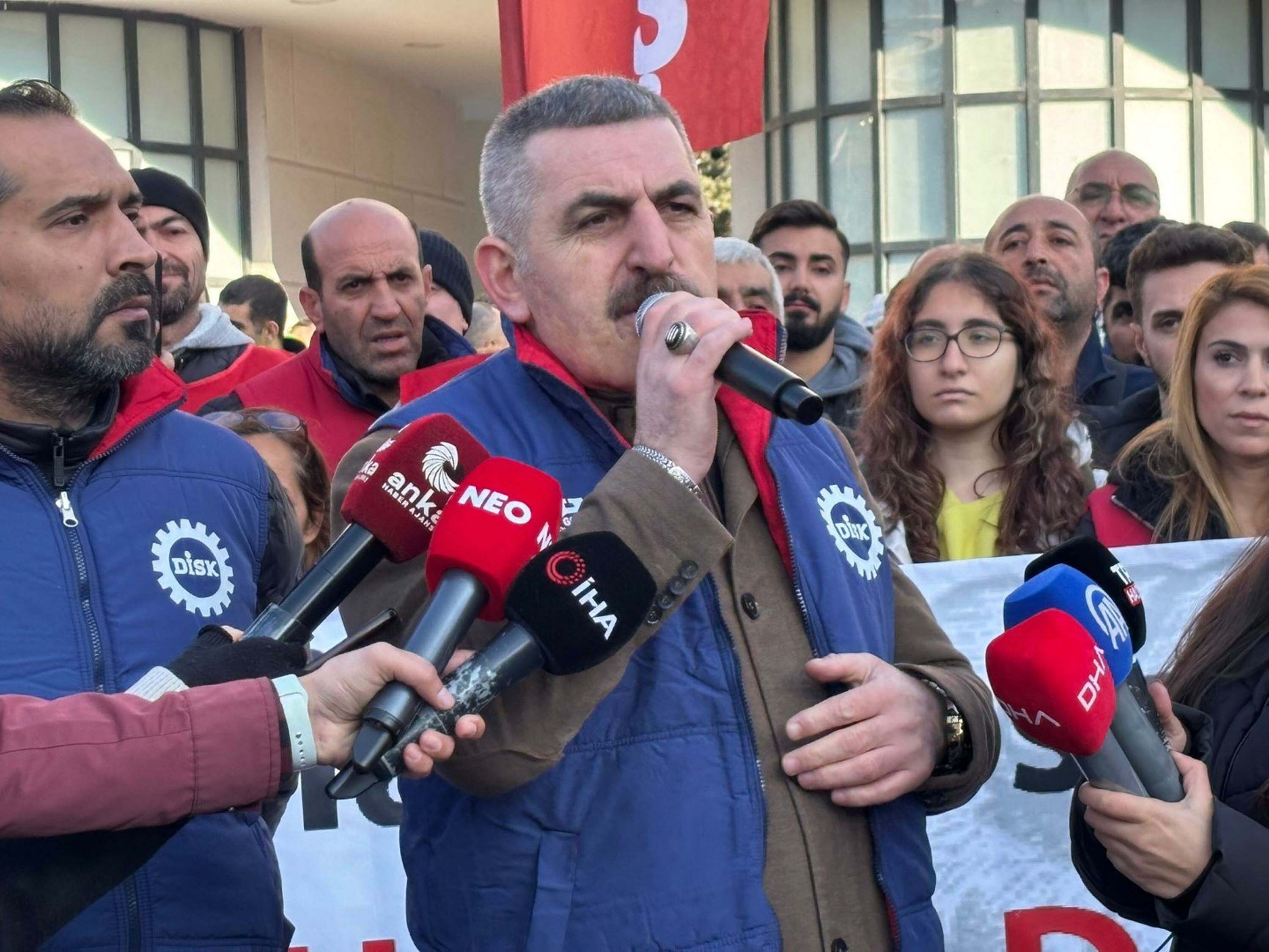 I Z M I R D E B E L E D I Y E I S C I L E R I N I N E Y L E M I 4 U 1058202 314021