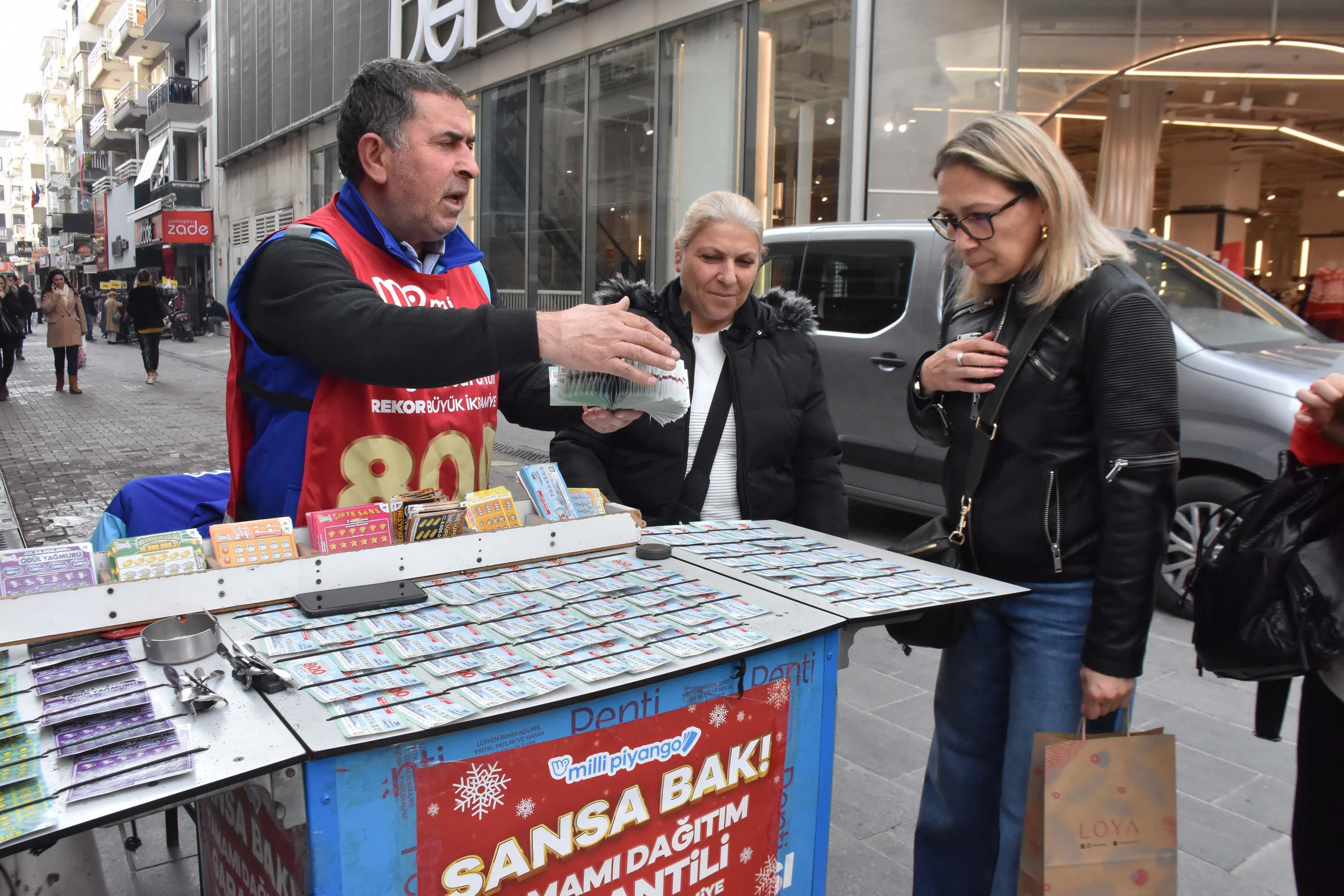 Izmirlilerden 800 Milyon Tl’lik Rekor Ik 1079069 320238 (1)