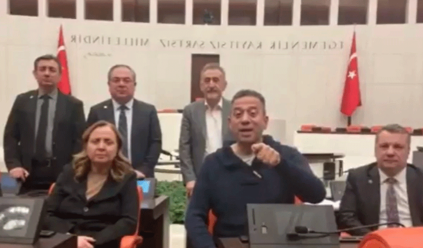 F J E W J F J E W F E W