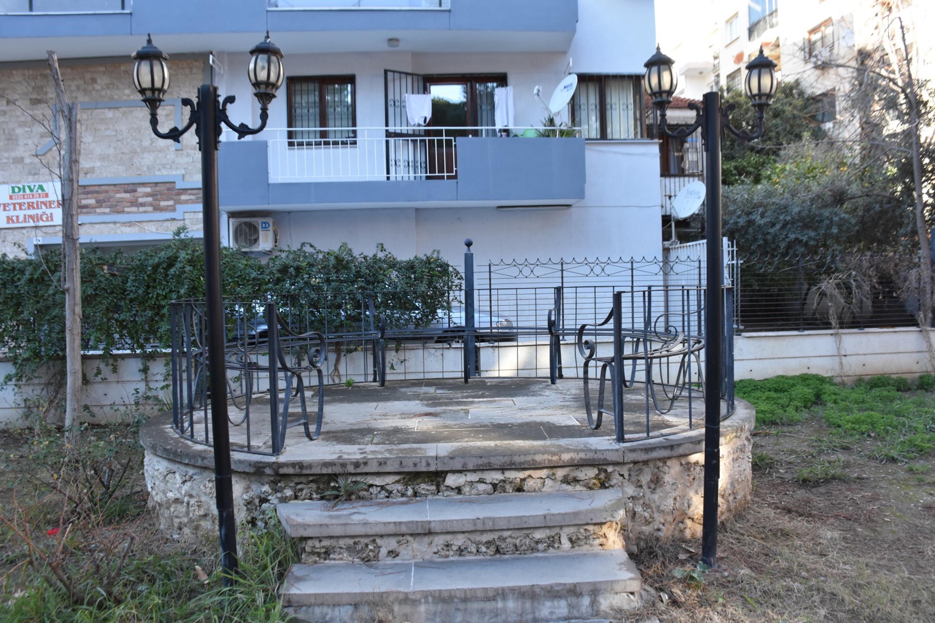 L A T I F E H A N I M K O S K U N U N B A K I M S I Z L I G I T E P K 1113012 330404