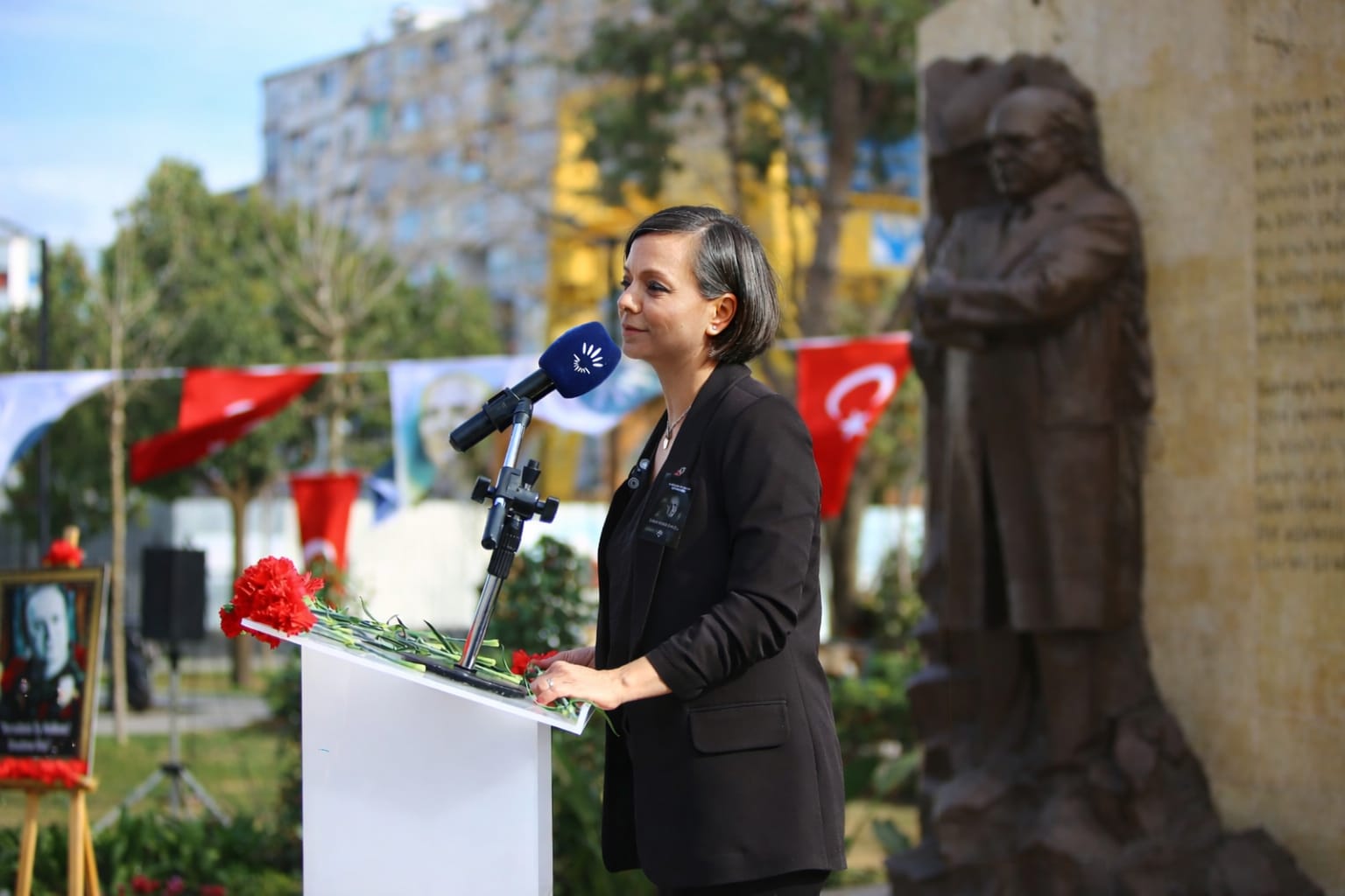 Uğur Mumcu Karabağlar'da Anılacak (1)