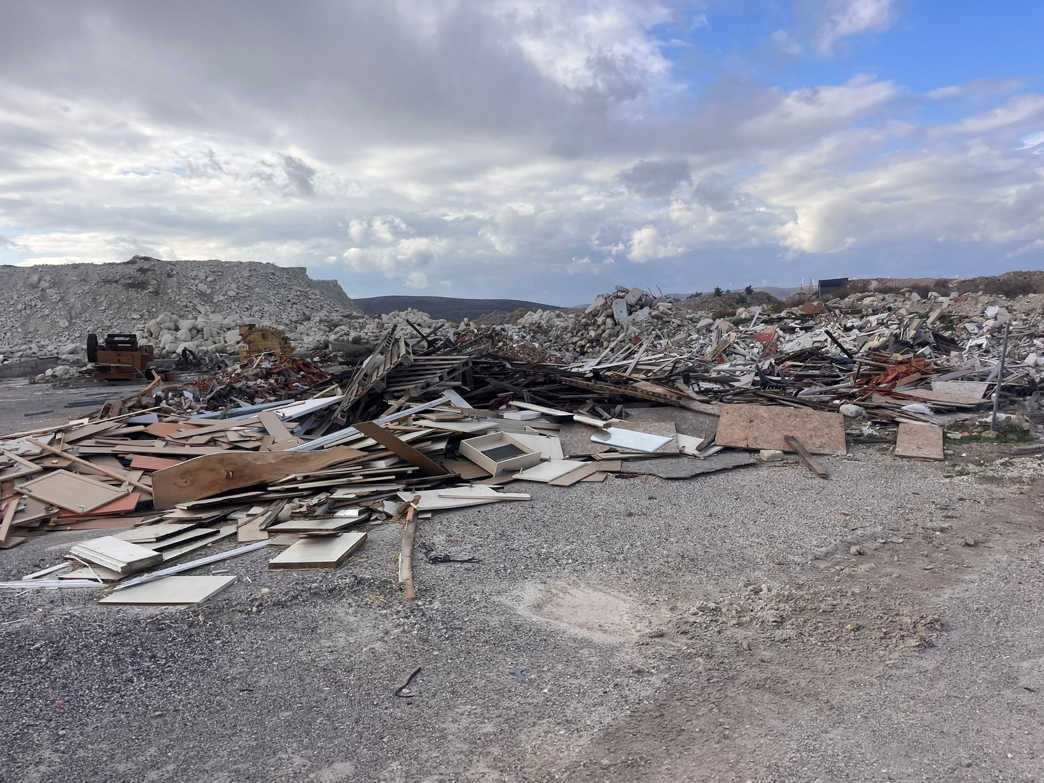 Whatsapp Image 2026 01 02 At 11.59.02 (1)