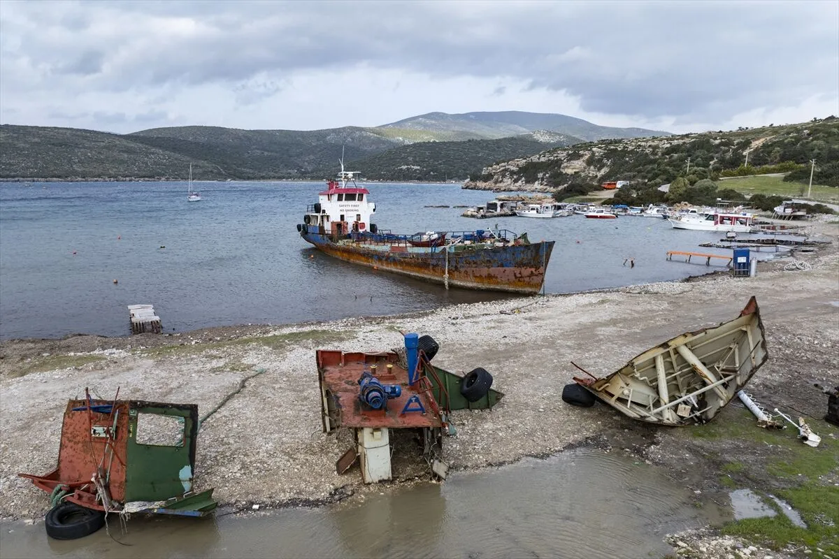 A A 20260106 40173317 40173306 I Z M I R D E K O Y D A K A C A K S O K U M U Y A P I L A N H U R D A G E M I Y E 2 M I L Y O N 850 B I N L I R A P A R A C E Z A S I-1