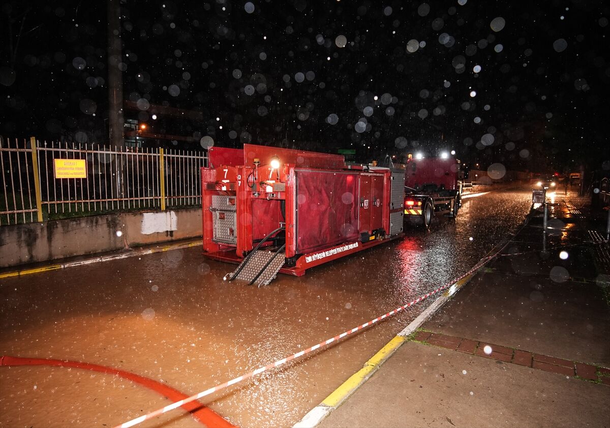 A A 20260205 40471929 40471918 I Z M I R D E S U Y L A D O L A N A L T G E C I T T E K A M Y O N E T T E M A H S U R K A L A N S U R U C U O L D U-1