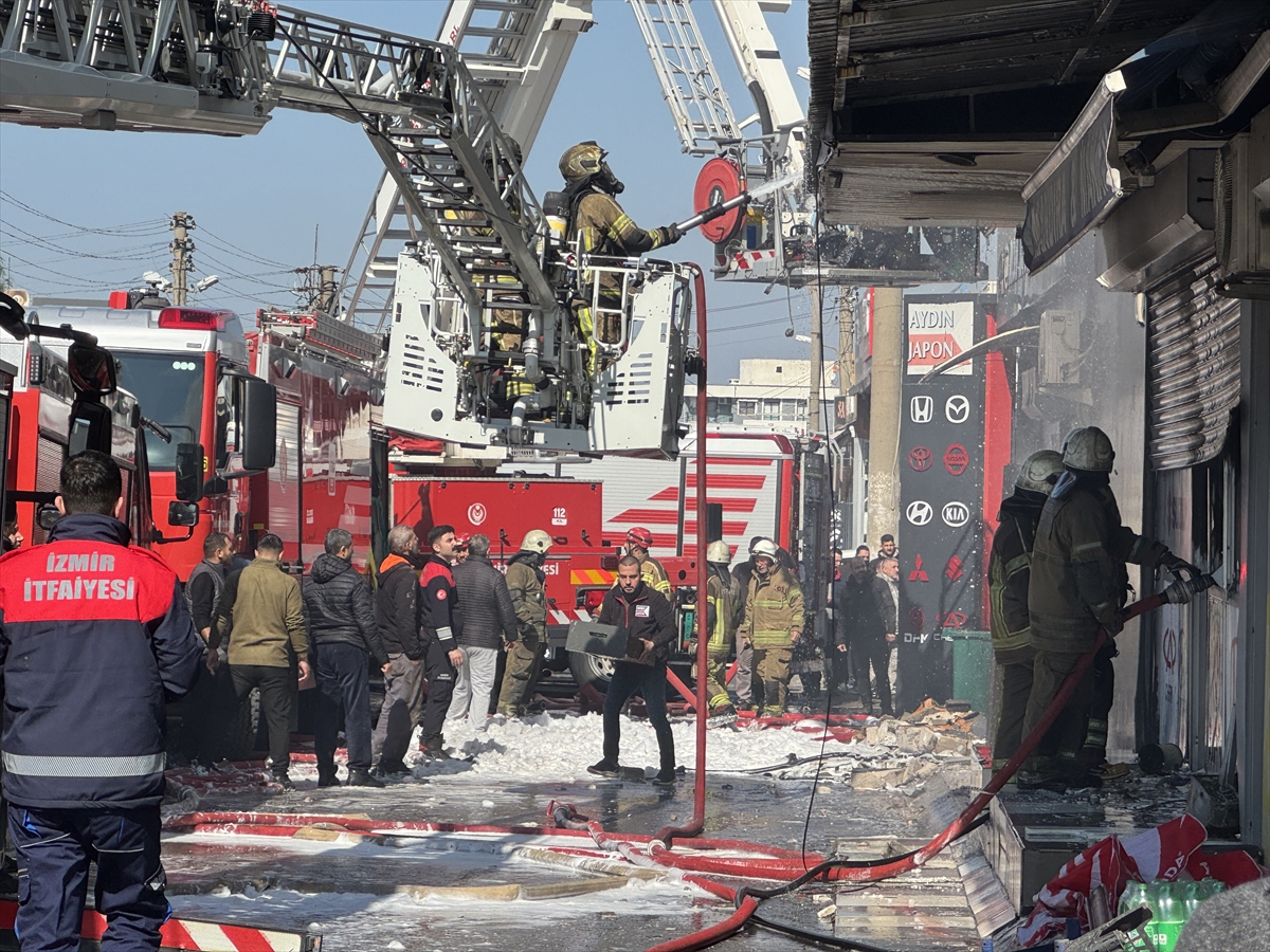 A A 20260223 40644650 40644649 I Z M I R D E Y E D E K P A R C A D U K K A N I N D A C I K I P 2 I S Y E R I N E S I C R A Y A N Y A N G I N K O N T R O L A L T I N D A