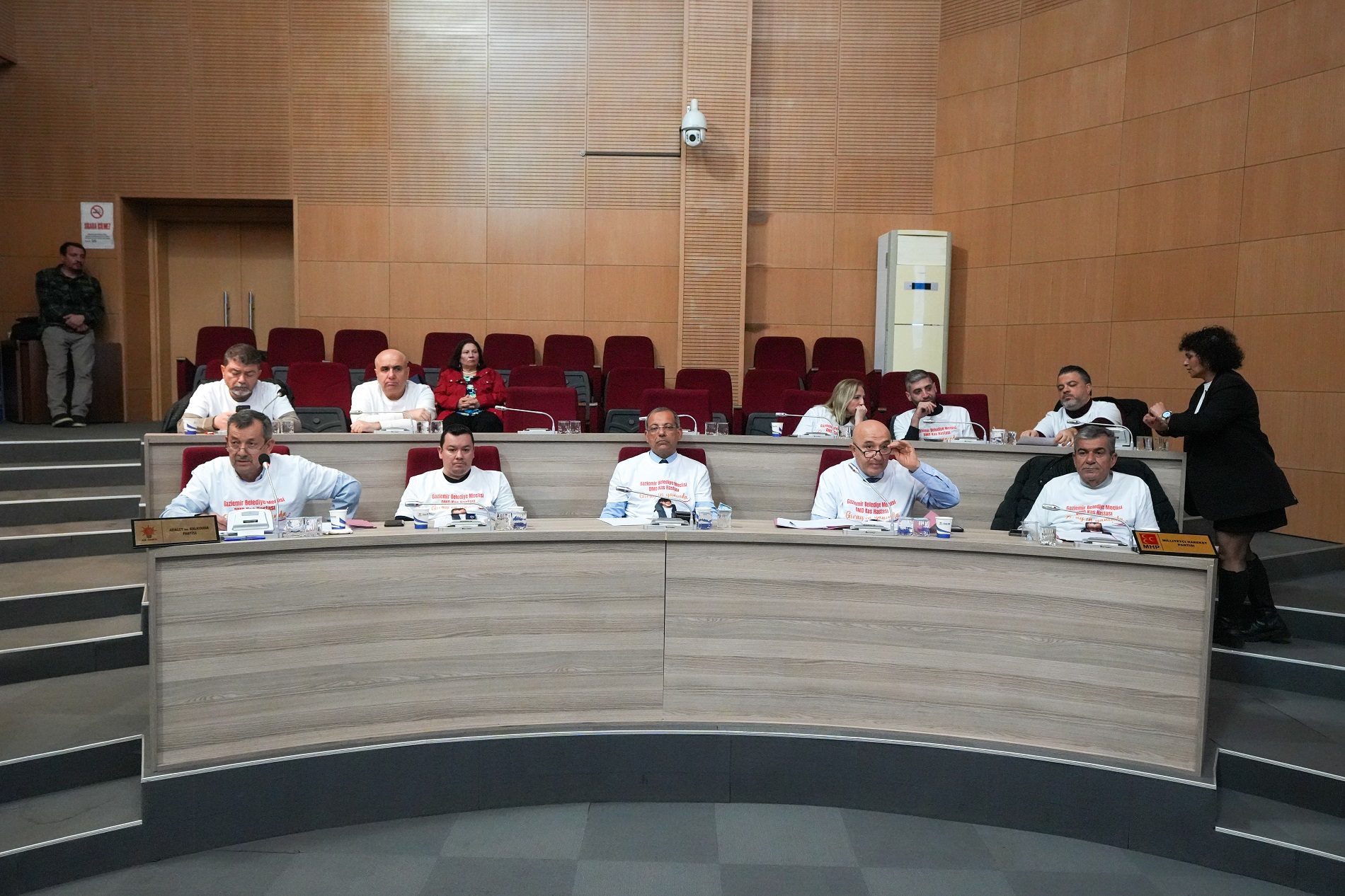 Gaziemir Belediye Meclisinden Dmd Hastası Giray’a Yardım Çağrısı (4)-1