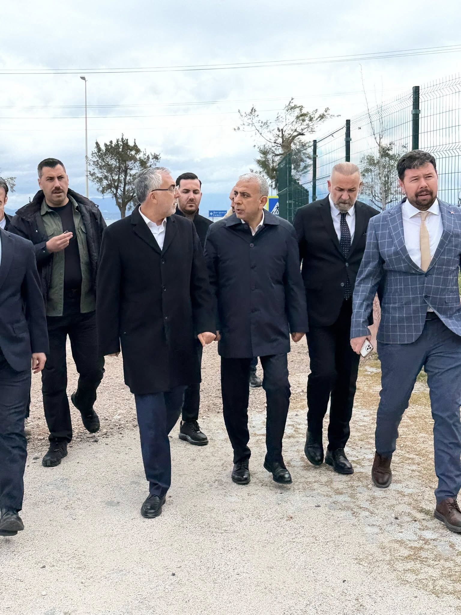 654471753 26645599205065602 4346638180664716957 N