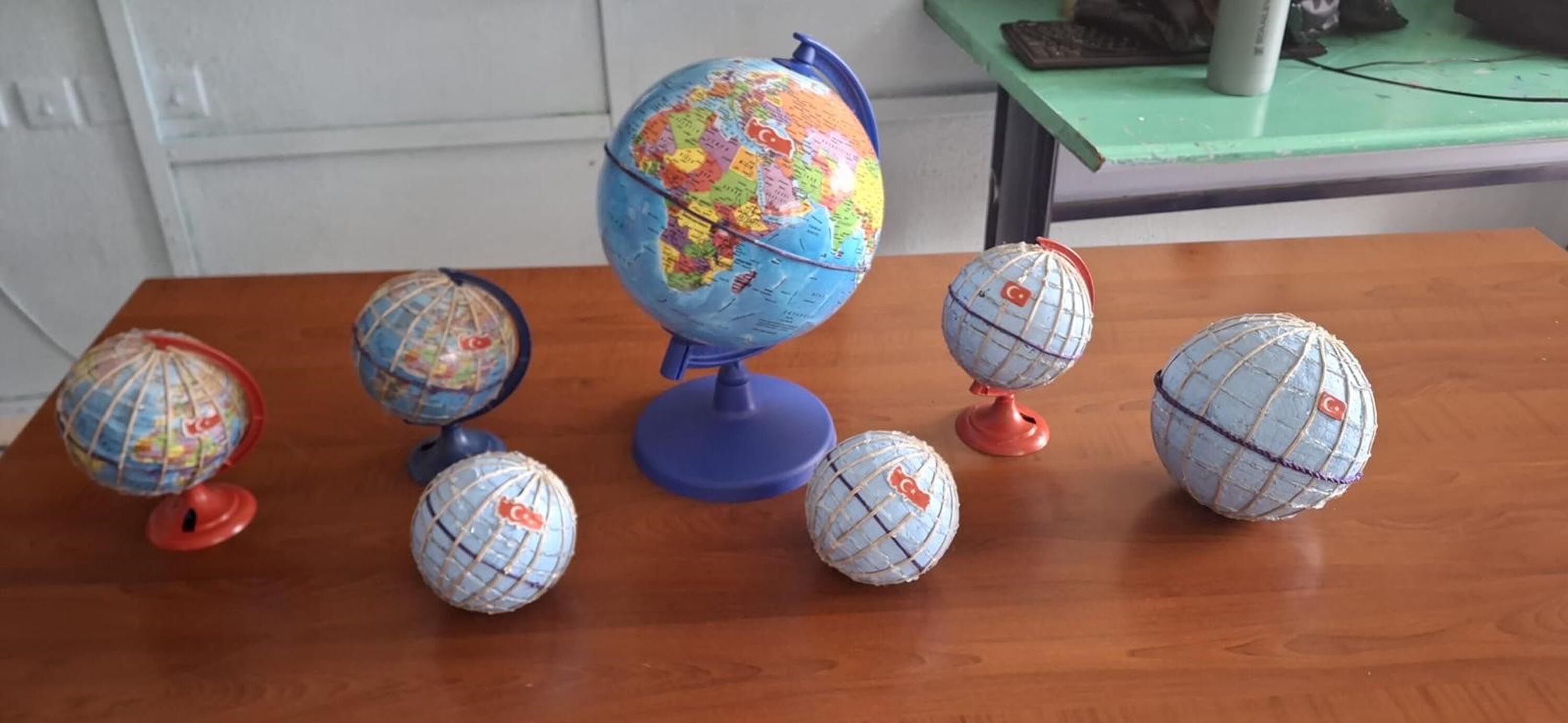 G O R M E E N G E L L I S E D A O G R E T M E N D E N D U N Y A P A 1208299 359334