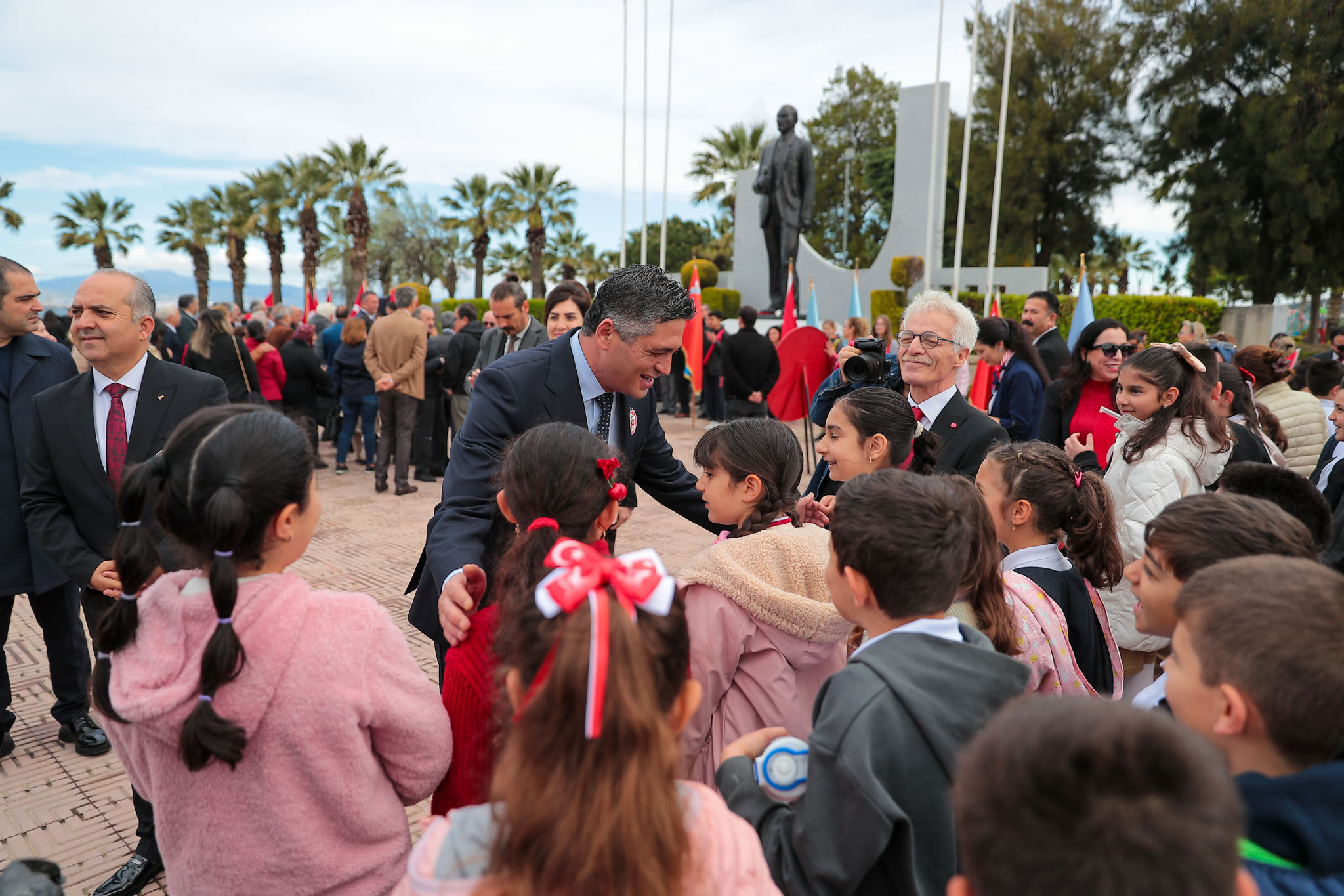 2 Aliağa’da 23 Nisan Çocuk Bayramı Coşkuyla Kutlandı-1