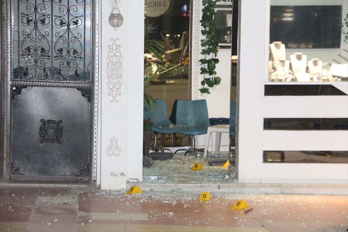 A A 20260425 41205061 41205058 M A N I S A D A K U Y U M C U D A N H I R S I Z L I K Y A P A N 3 Z A N L I K O V A L A M A C A S O N U C U Y A K A L A N D I