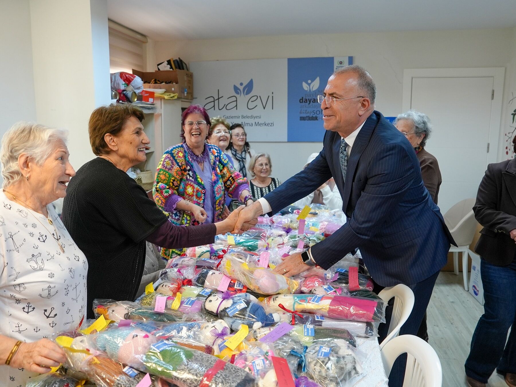 Gaziemir’in Çınarlarından Fidanlara 23 Nisan Armağanı (1)