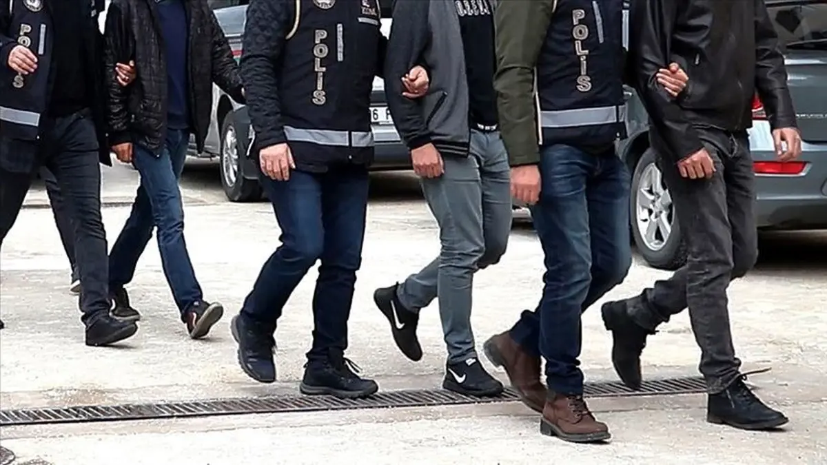 DEAŞ ve El Kaide operasyonu: 11 gözaltı