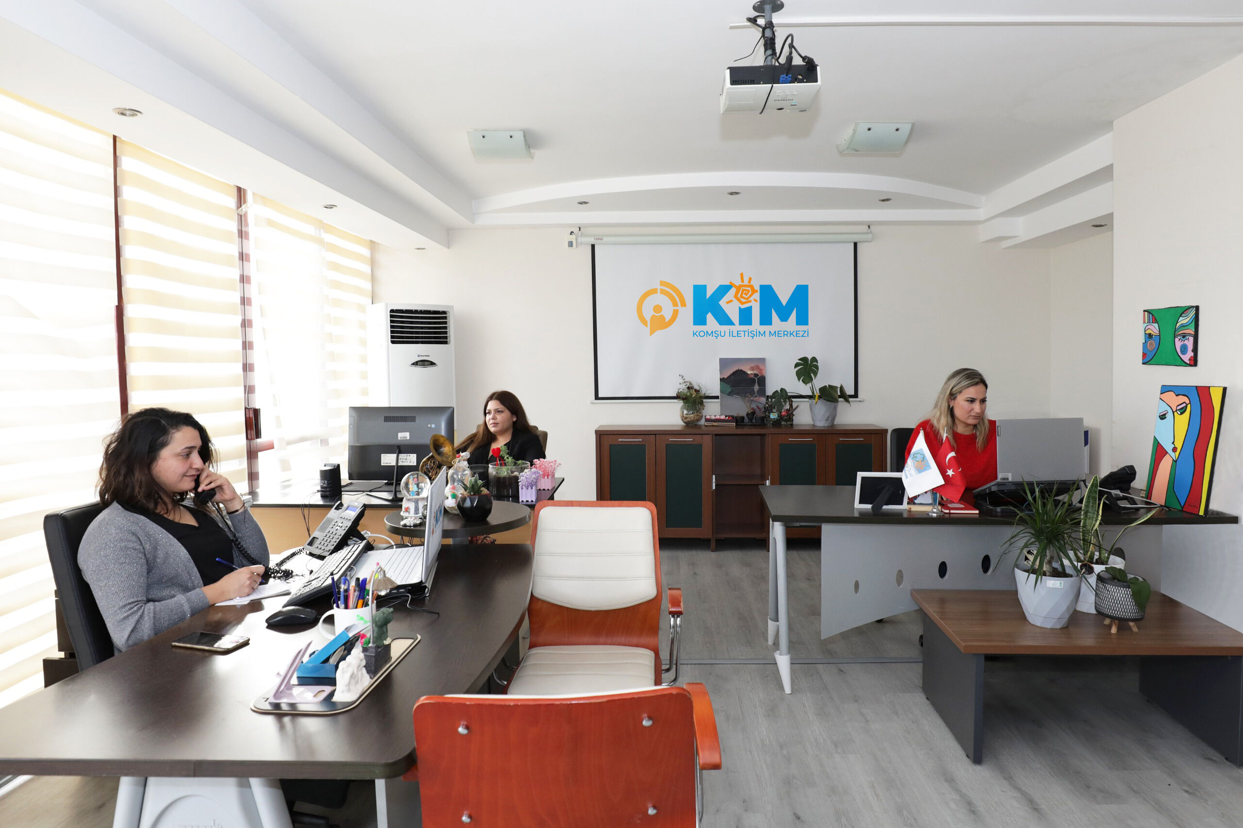 Komsu Iletisim Merkezi (1)-1