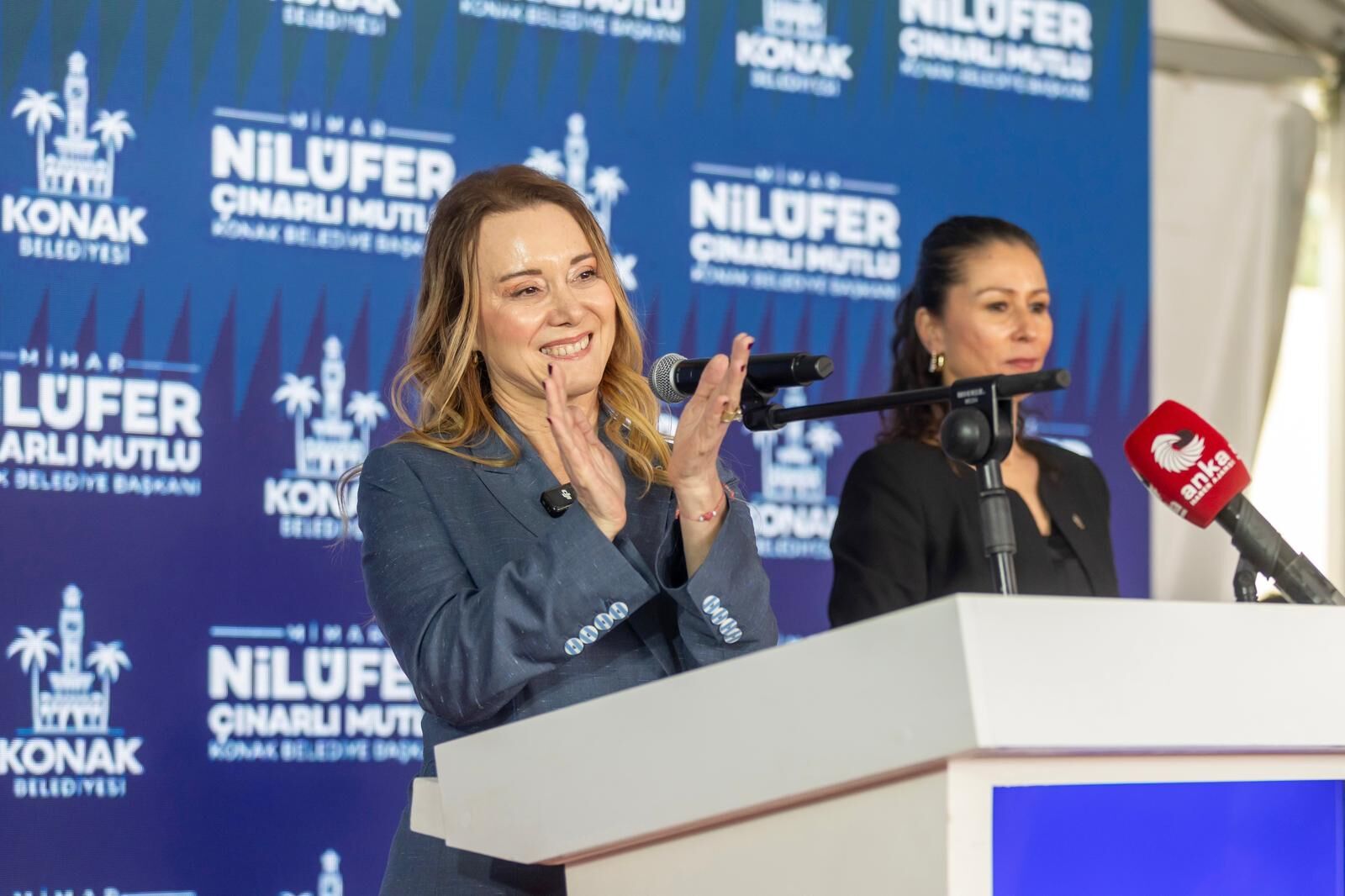 Konak’ta ‘Özel’ Açılış Ferdi Zeyrek’in Adı Gençlerle Buluştu (1)