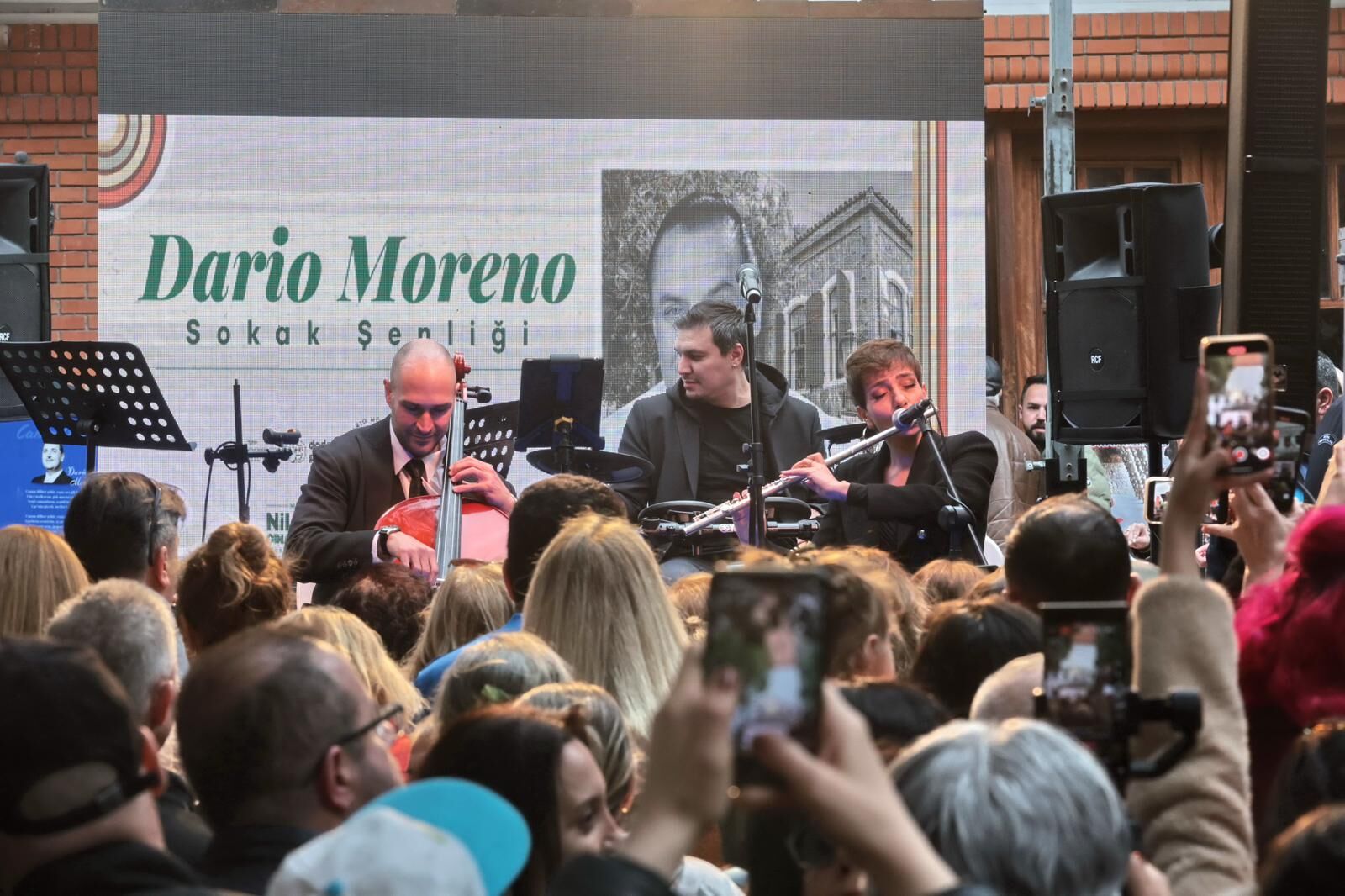 Konak’tan Dario Moreno Için Unutulmaz Şenlik İzmirliler Akın Etti (7)