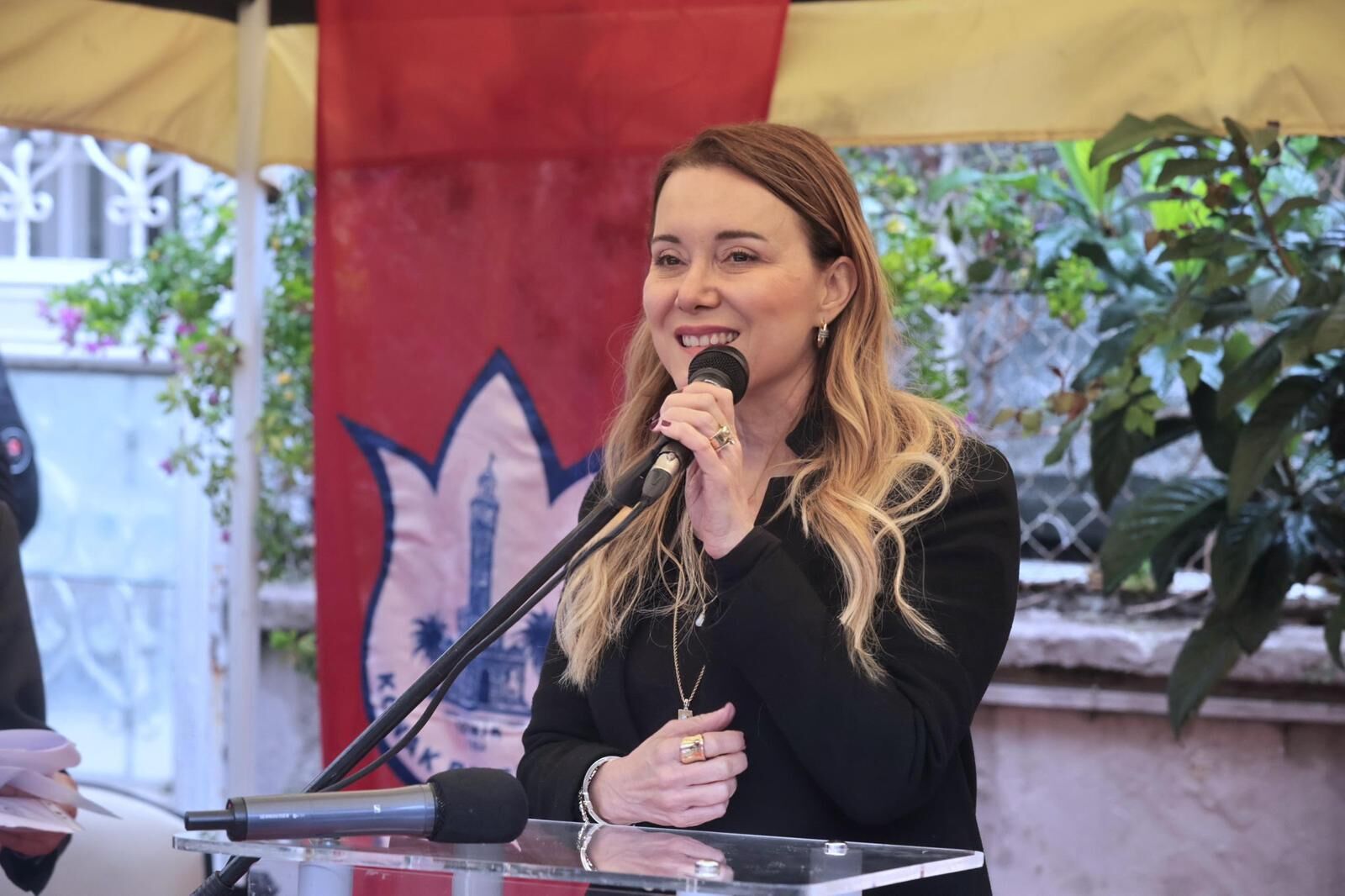 Konak’tan Vefa Örneği Dr. Fadıl Ünal’ın Adı Güzelyalı’da Ölümsüzleşti (8)