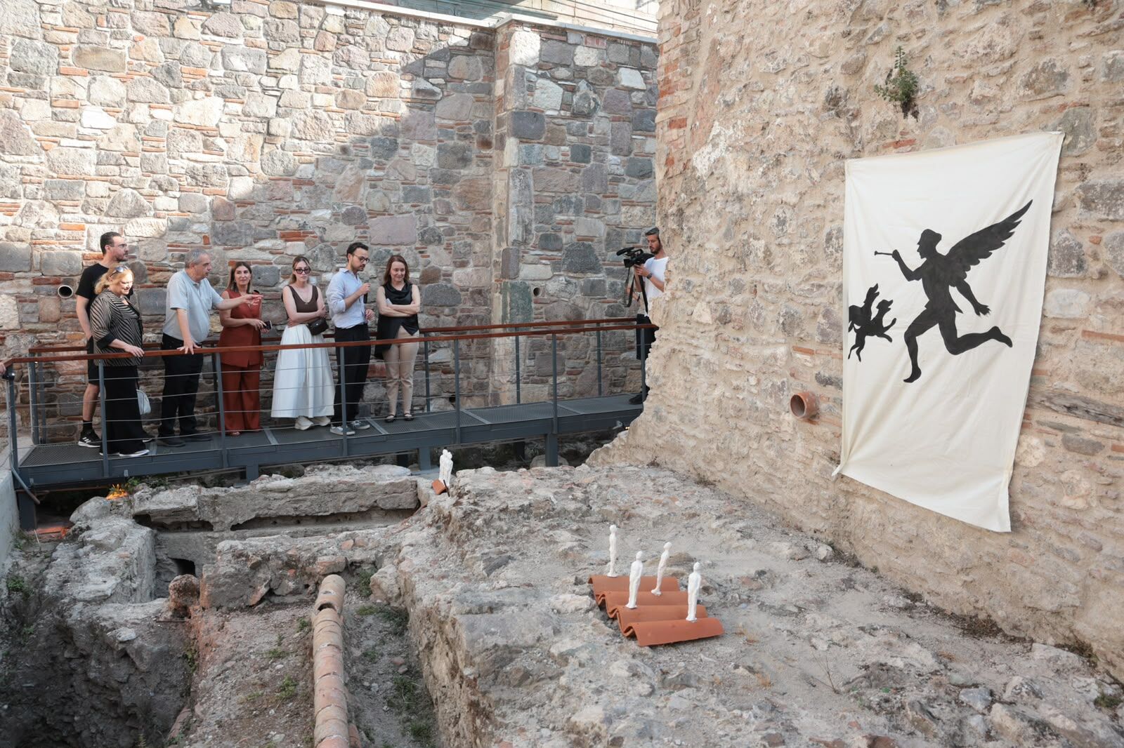 Kıllıoğlu Hamamı Sanatla Yaşamaya Devam Ediyor “Görünmeyen Formlar” Sergisi Açıldı (5)