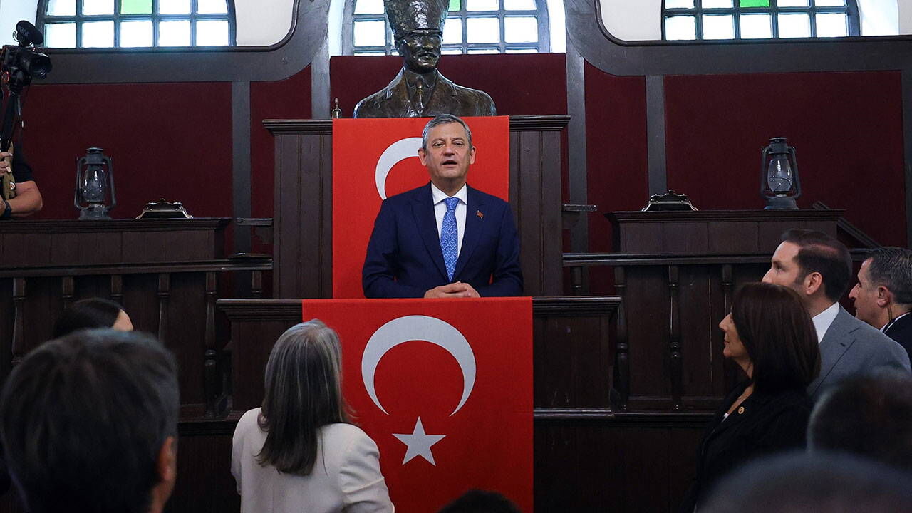 Yeni parti'den ilk toplantı: Özgür Özel genel başkan!