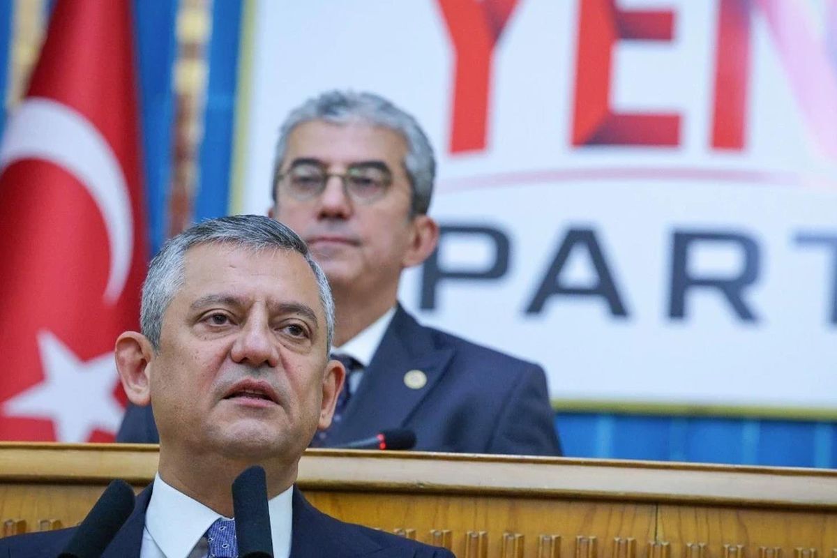 YENİ Parti’den Cemil Tugay’a “AK Parti” uyarısı: Halk gerekli reaksiyonu gösterir!