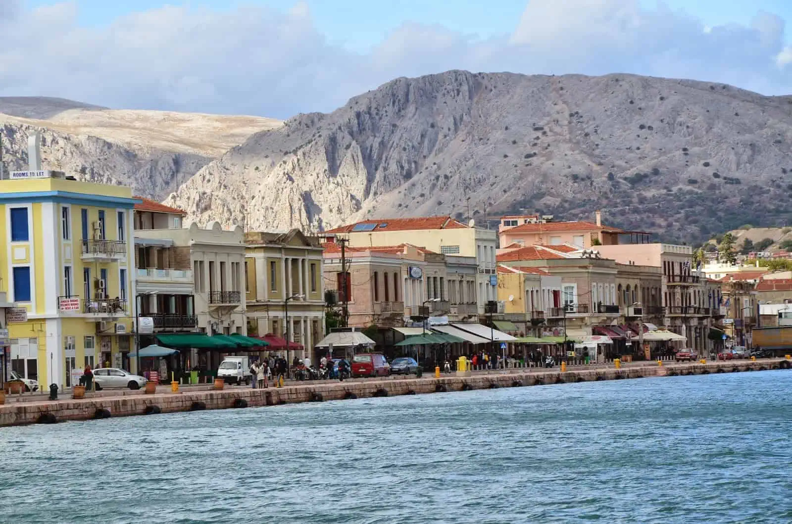 ÇEŞTOB Başkanı Belge “onlar da akıllandı” dedi: Sakız’da oda fiyatları artık uygun değil!