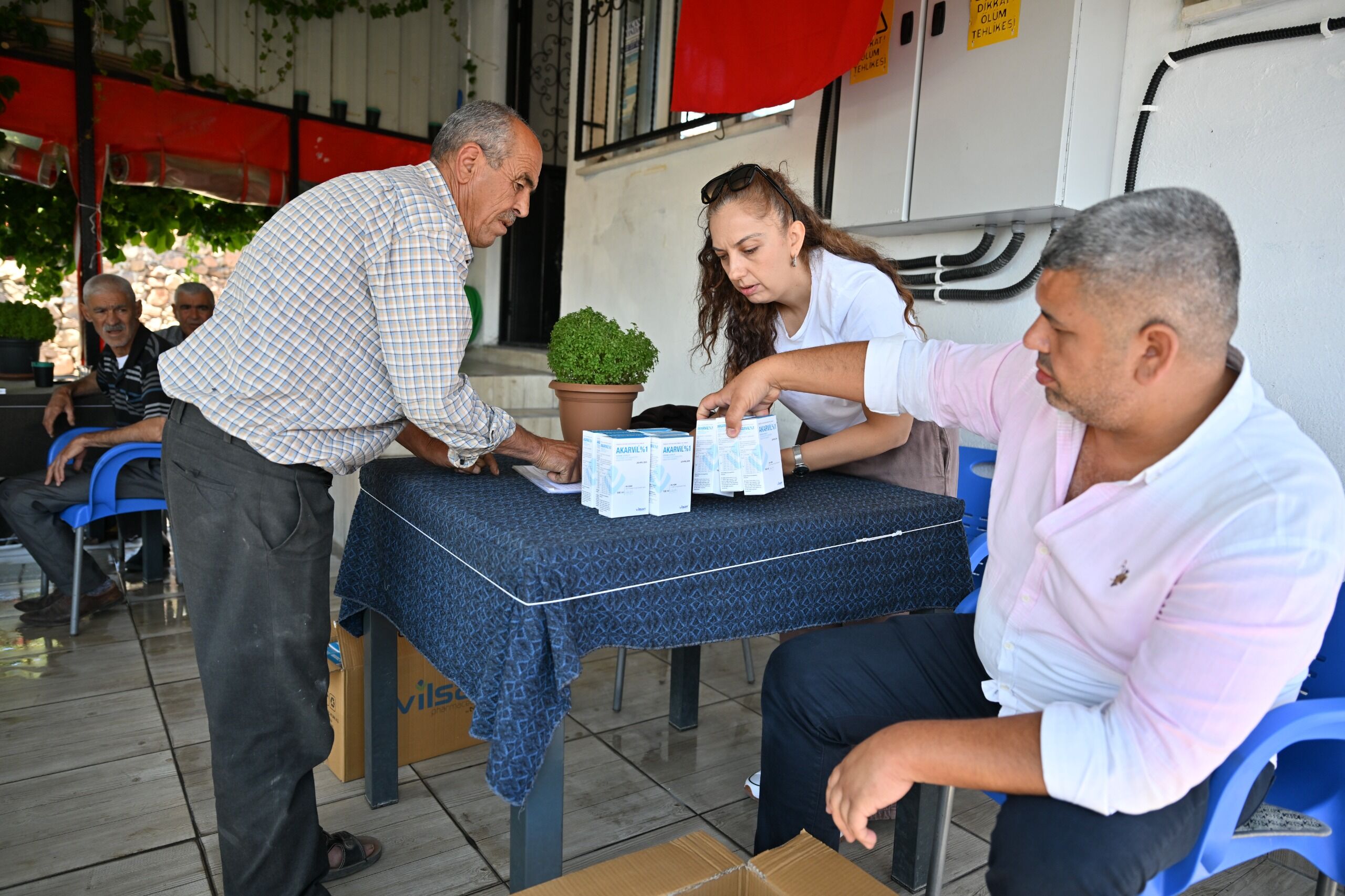 Büyükşehir’den Hayvan Sağlığı İçin Üreticilere Destek (8)