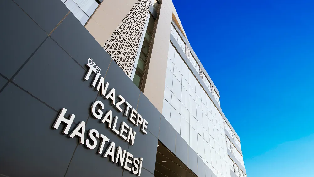İzmirli ünlü patrondan milyarlık satış!